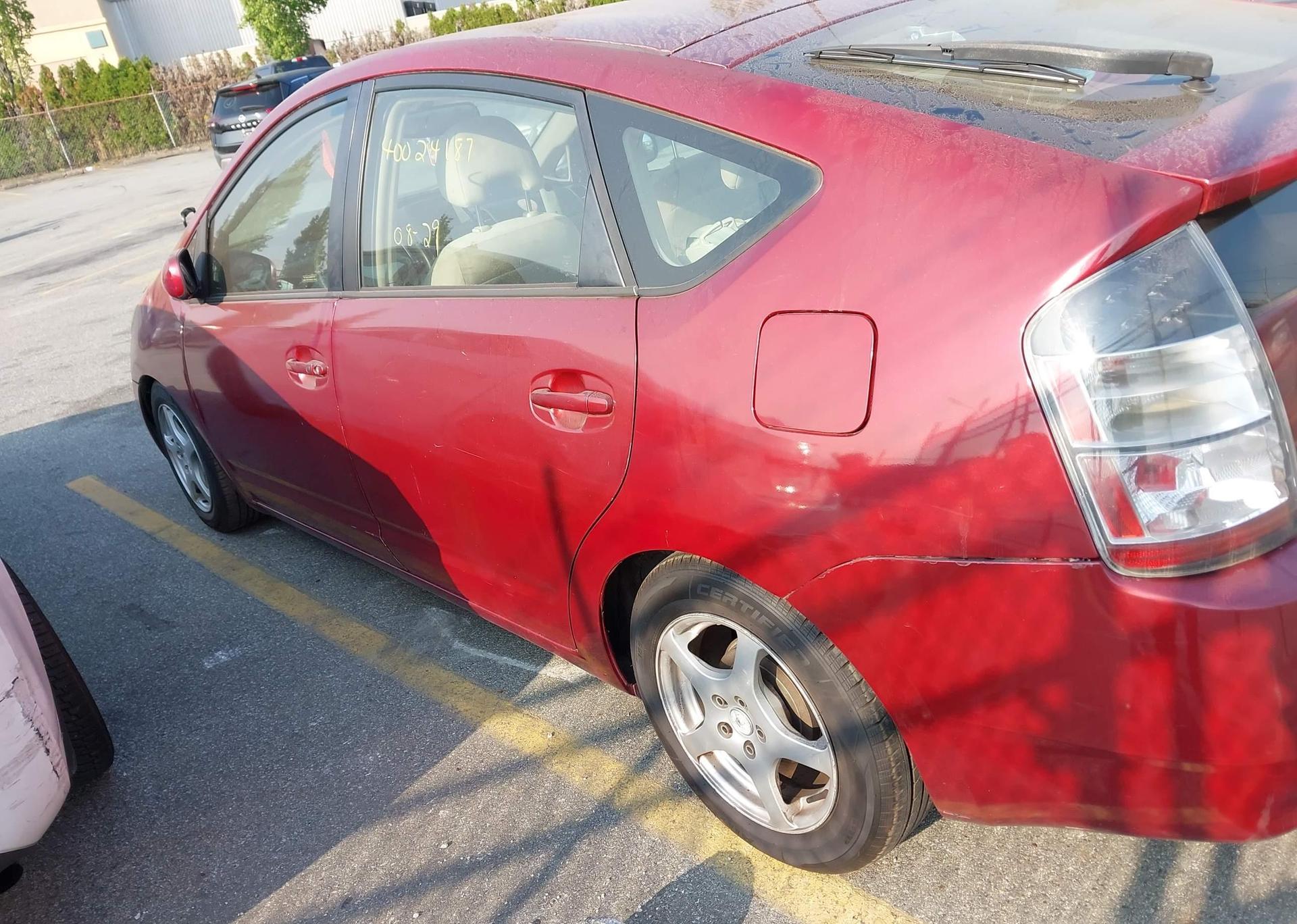 2004 TOYOTA PRIUS