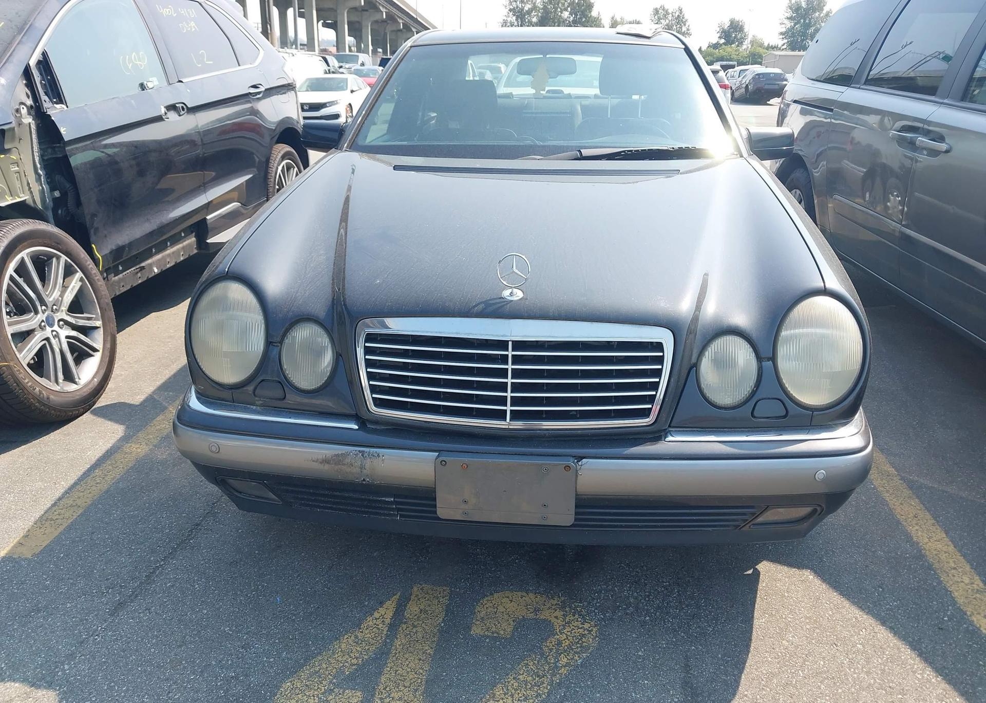 1997 MERCEDES-BENZ E 320