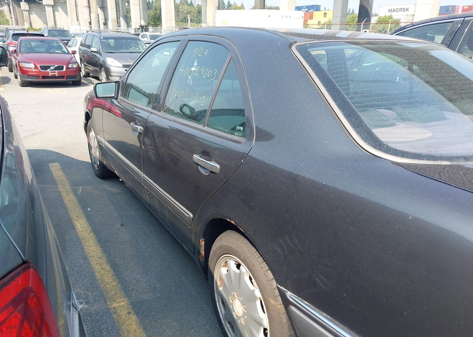 1997 MERCEDES-BENZ E 320