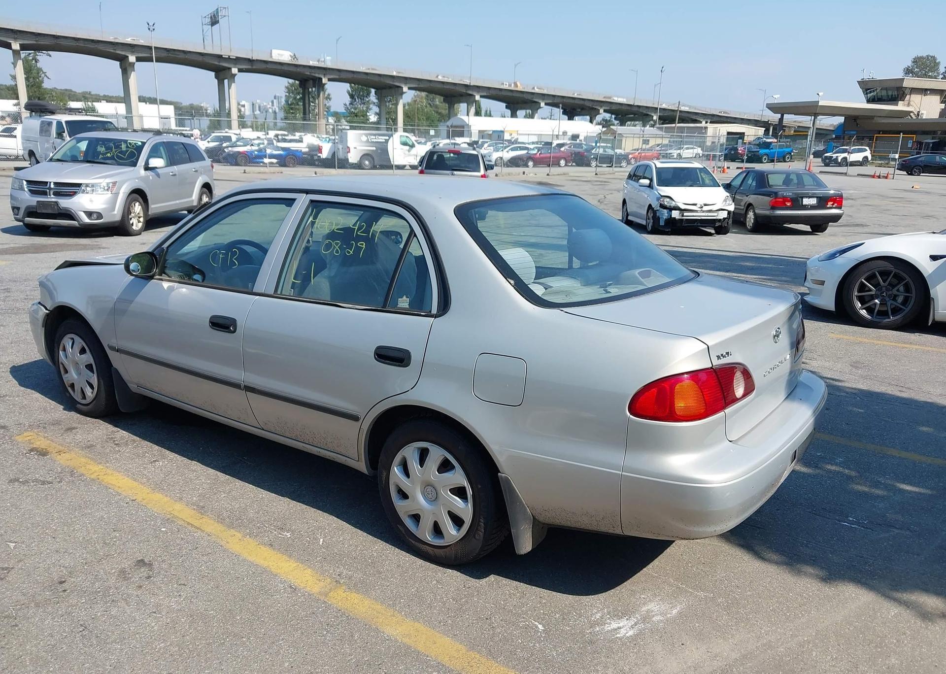 2002 TOYOTA COROLLA CE