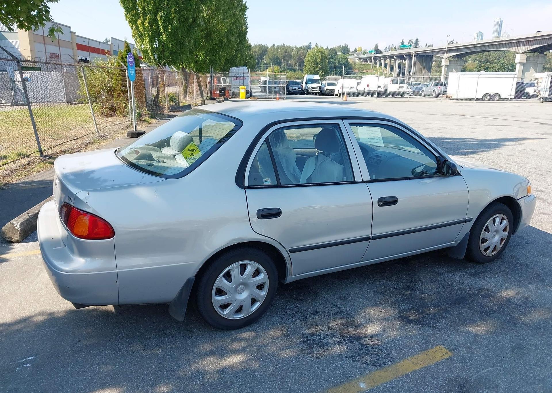 2002 TOYOTA COROLLA CE