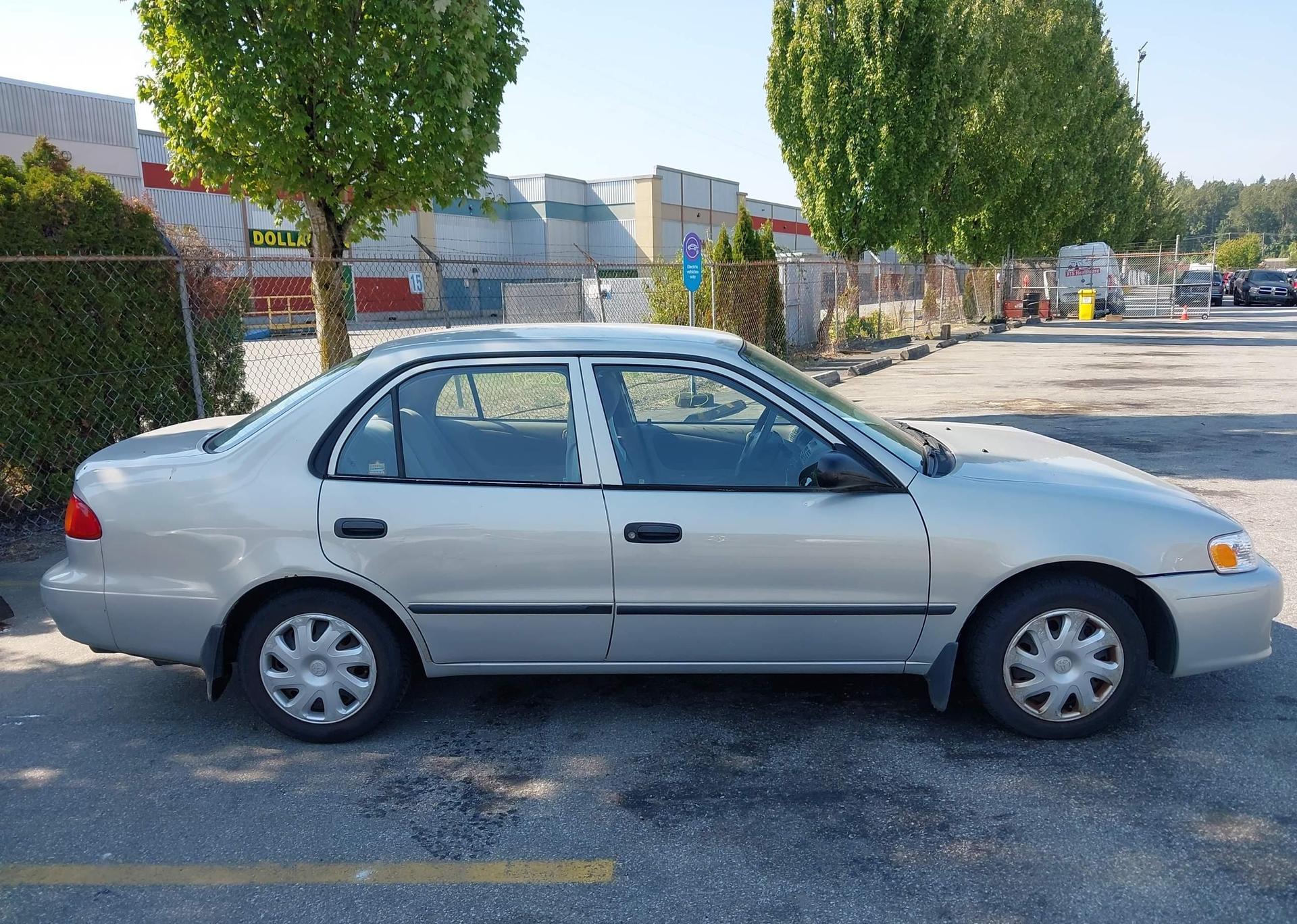 2002 TOYOTA COROLLA CE