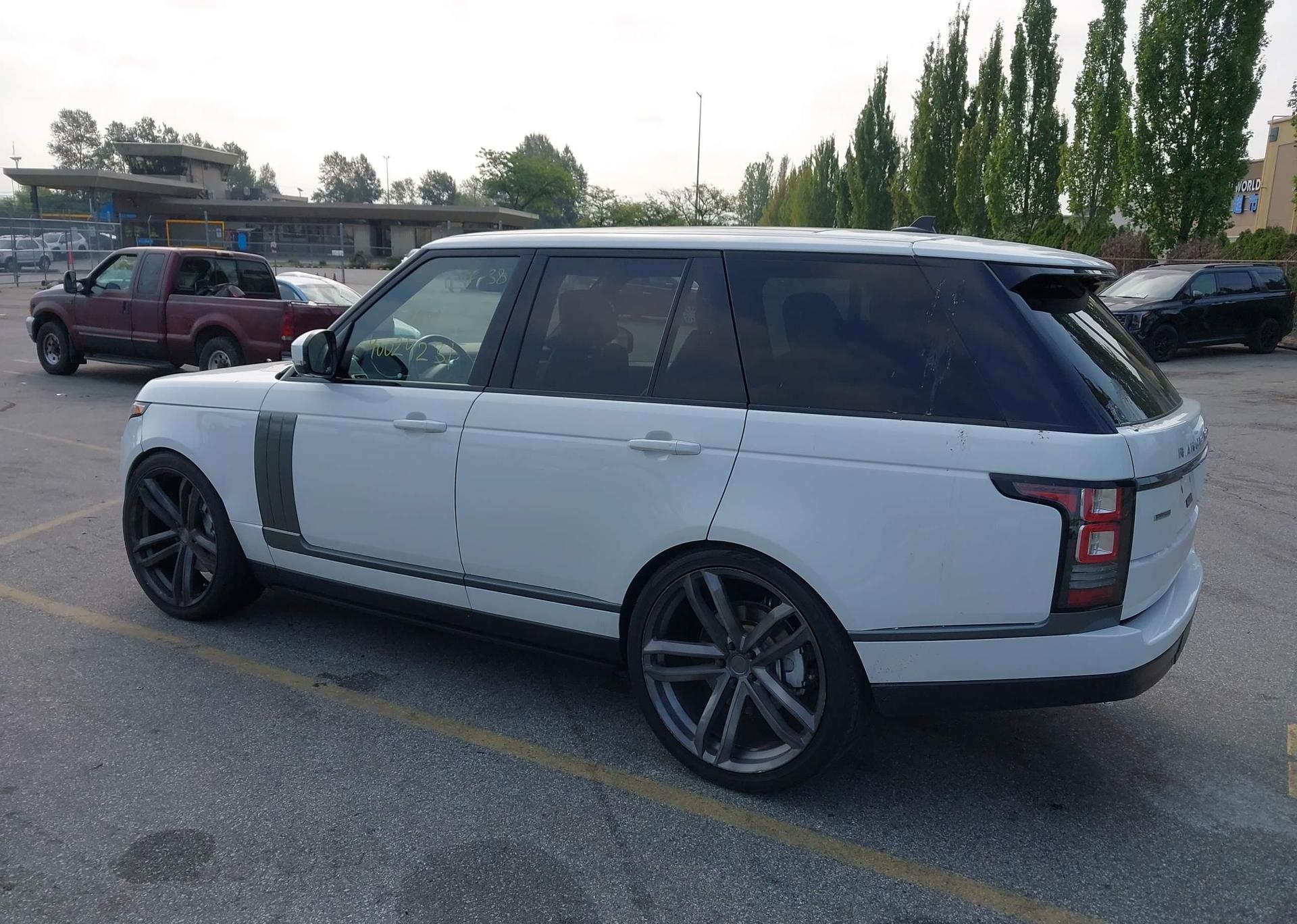2016 LAND ROVER RANGE ROVER SUPERCHARGED