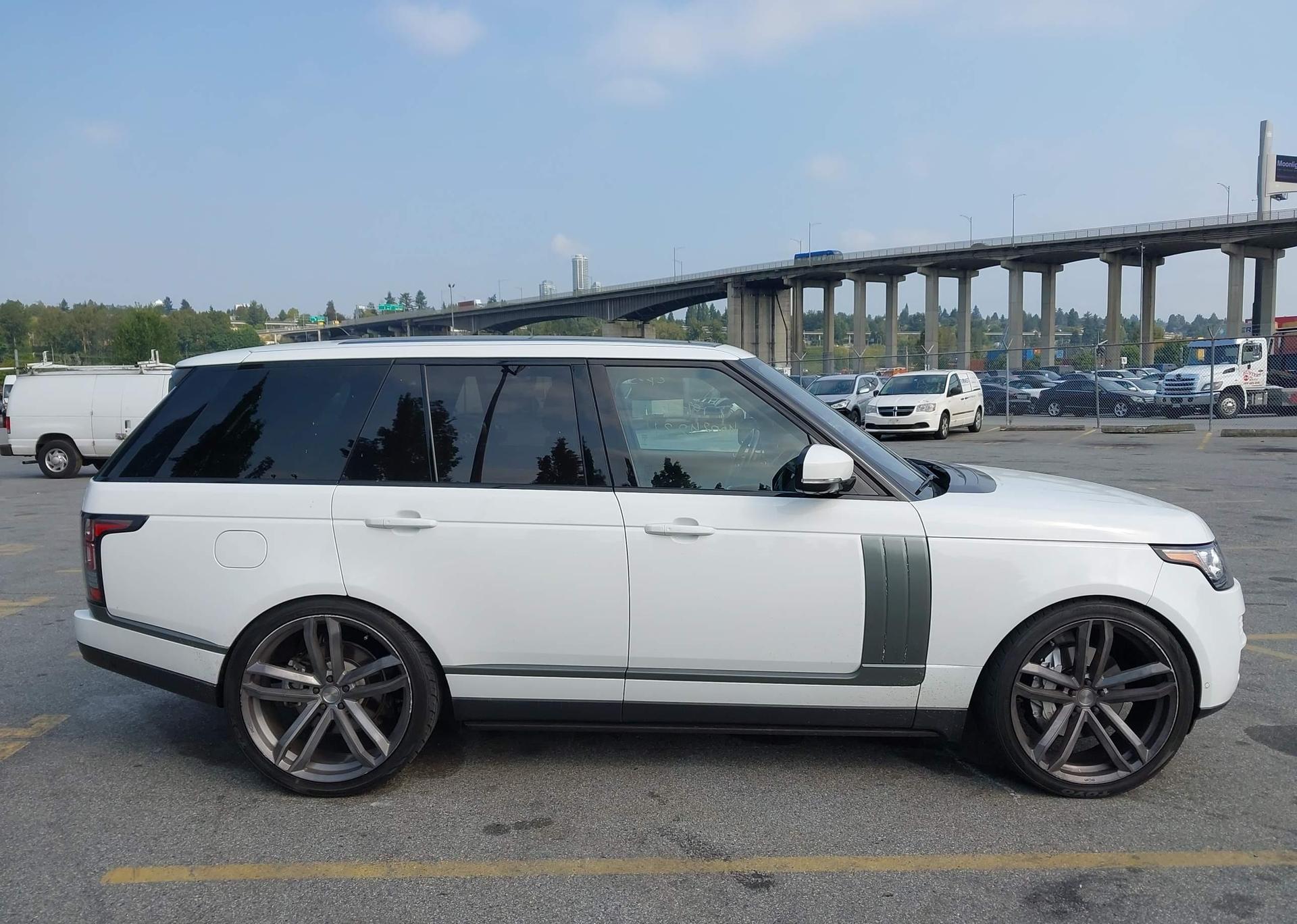 2016 LAND ROVER RANGE ROVER SUPERCHARGED