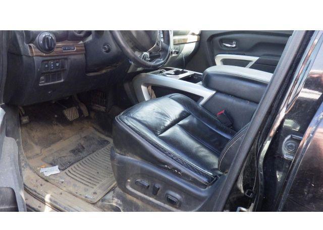 2016 NISSAN TITAN
