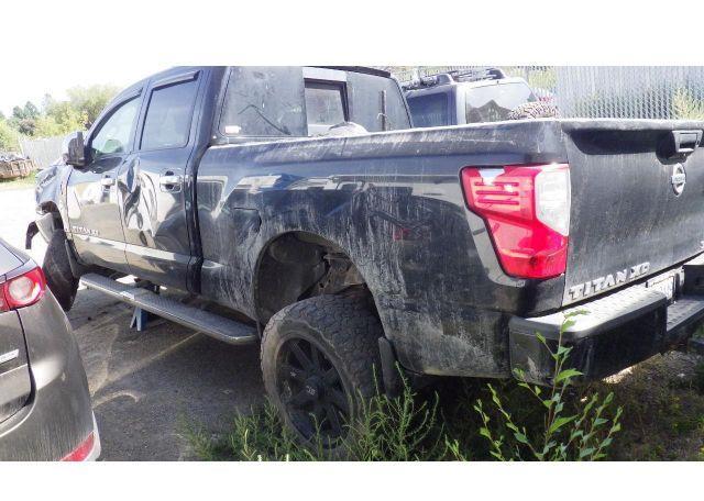2016 NISSAN TITAN
