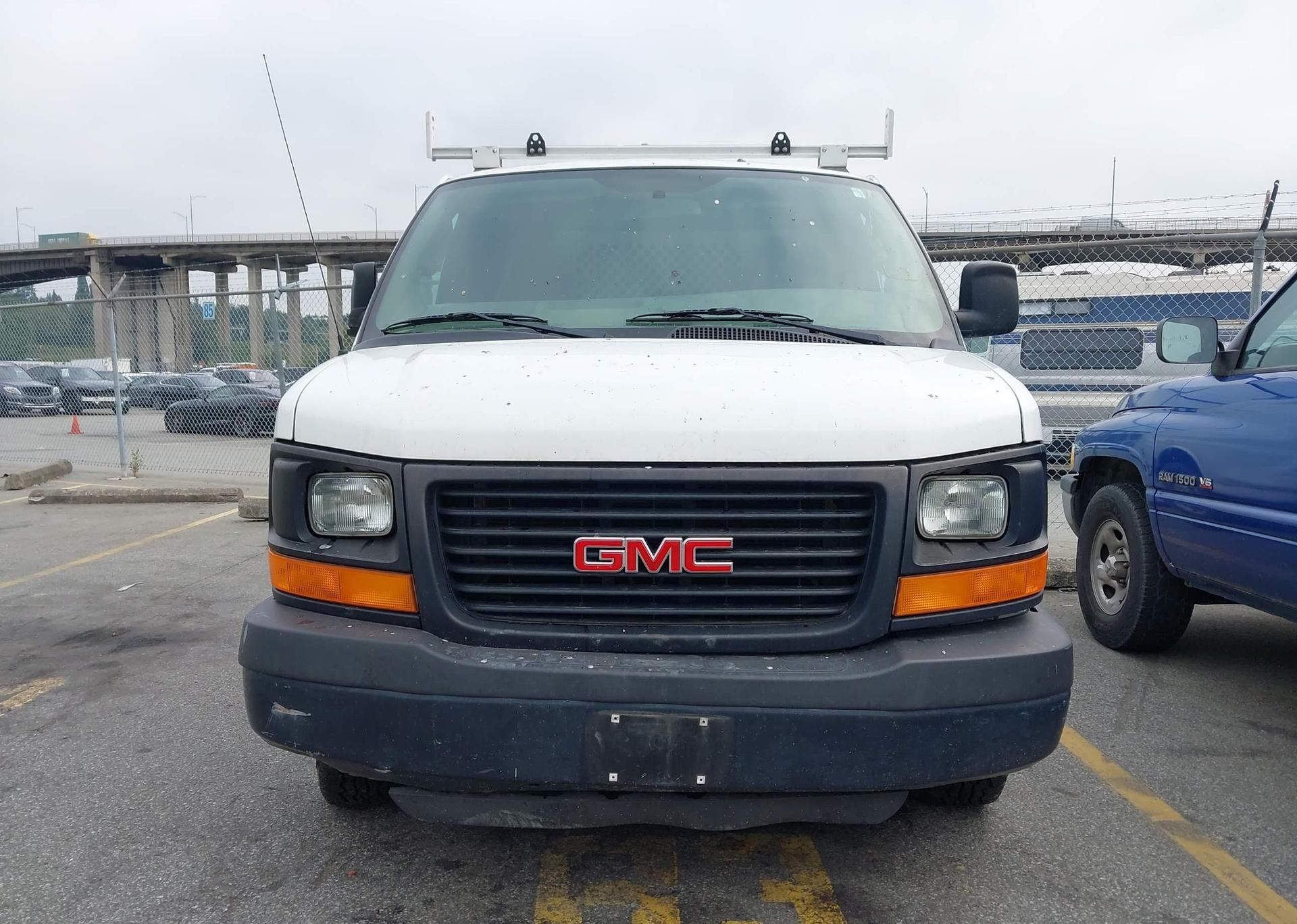 2016 GMC SAVANA G2500