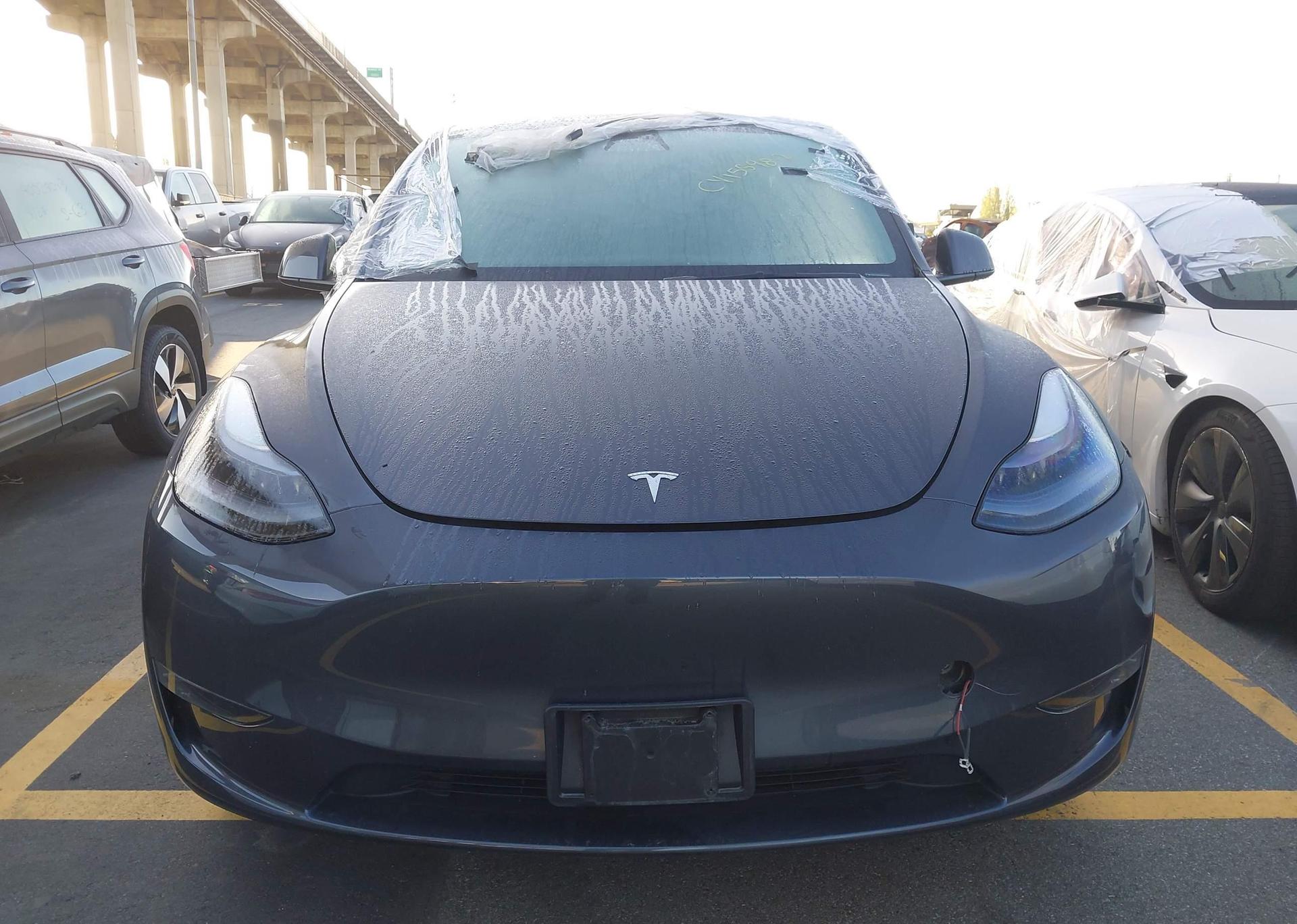 2023 TESLA MODEL Y