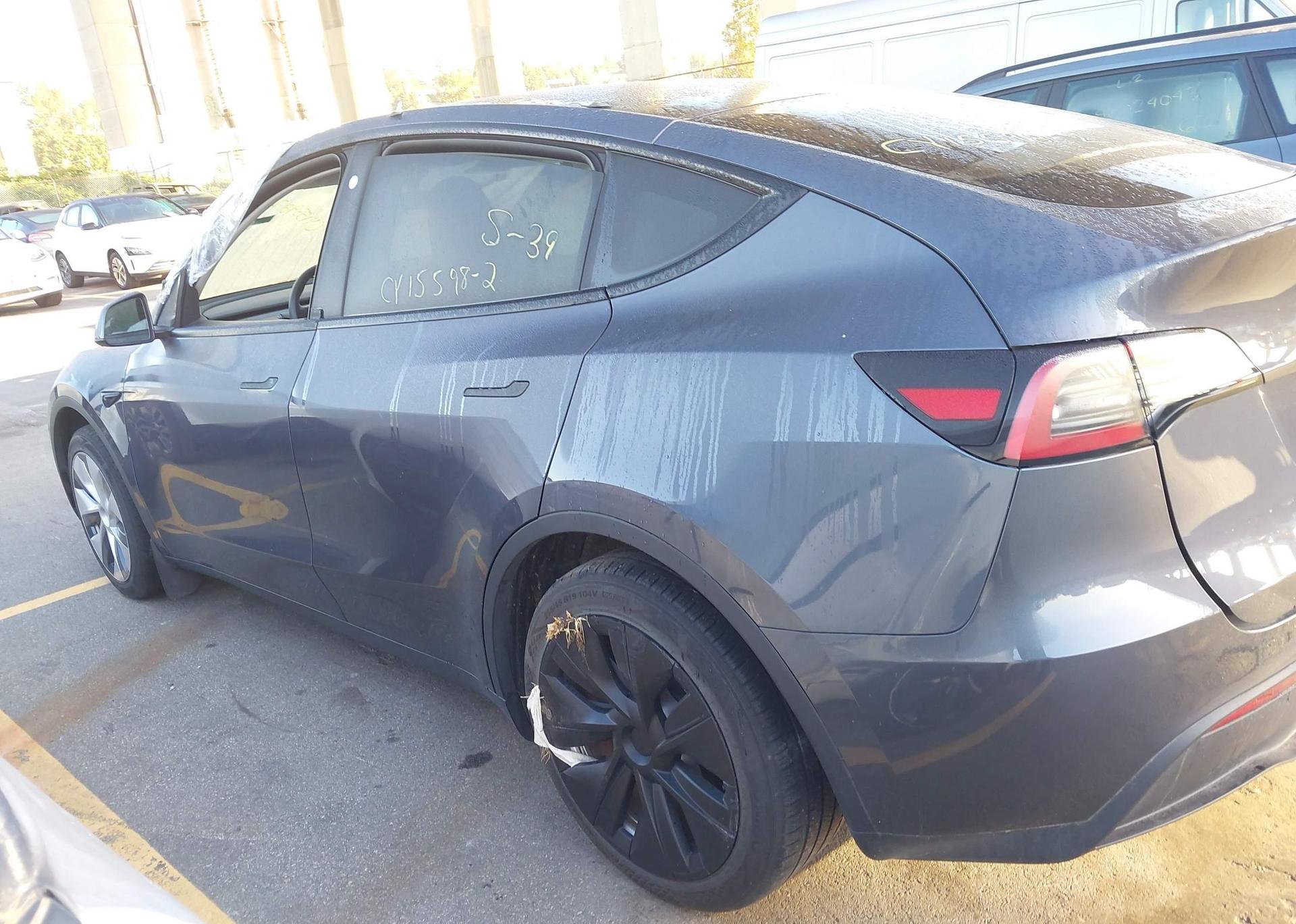 2023 TESLA MODEL Y