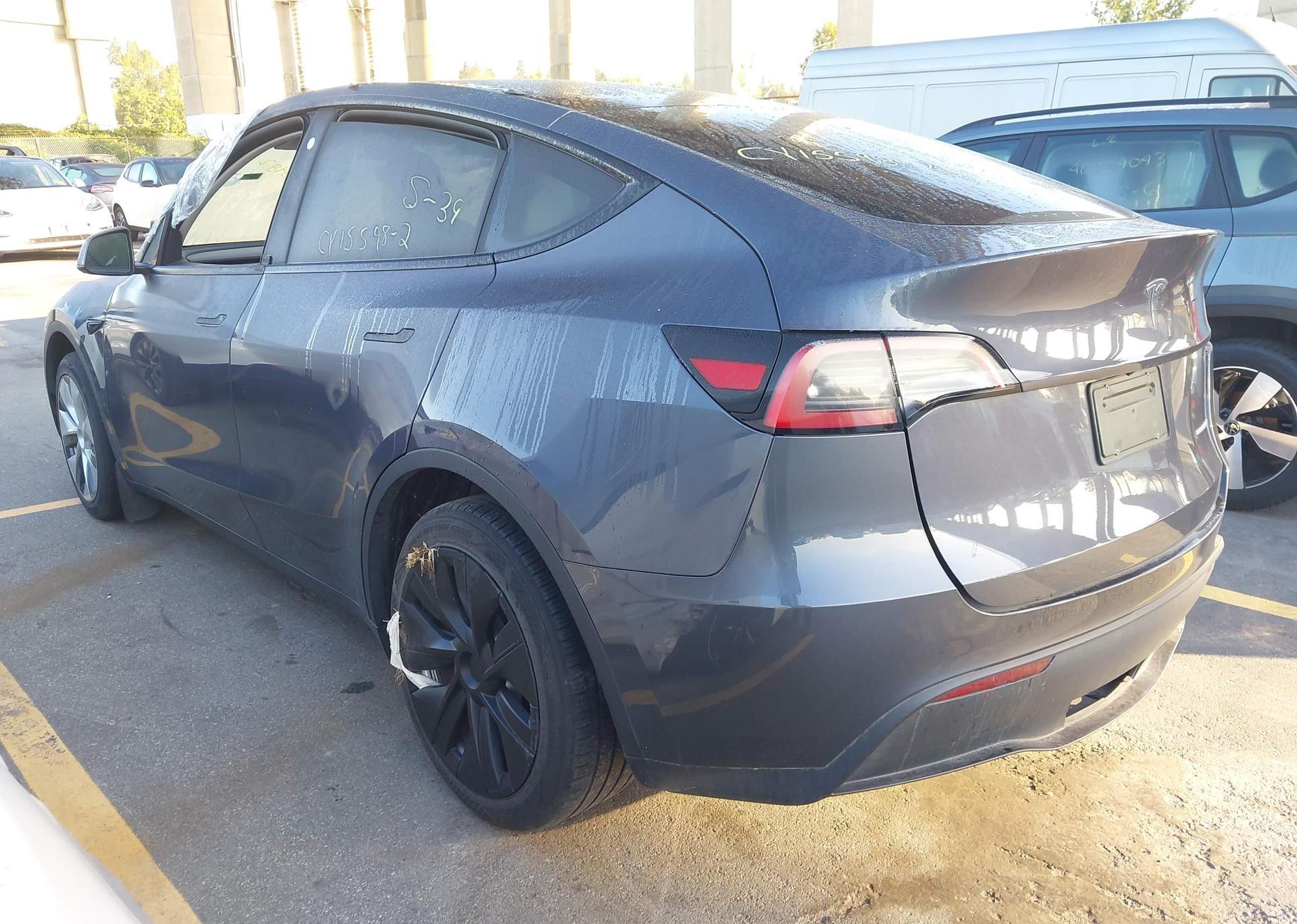 2023 TESLA MODEL Y