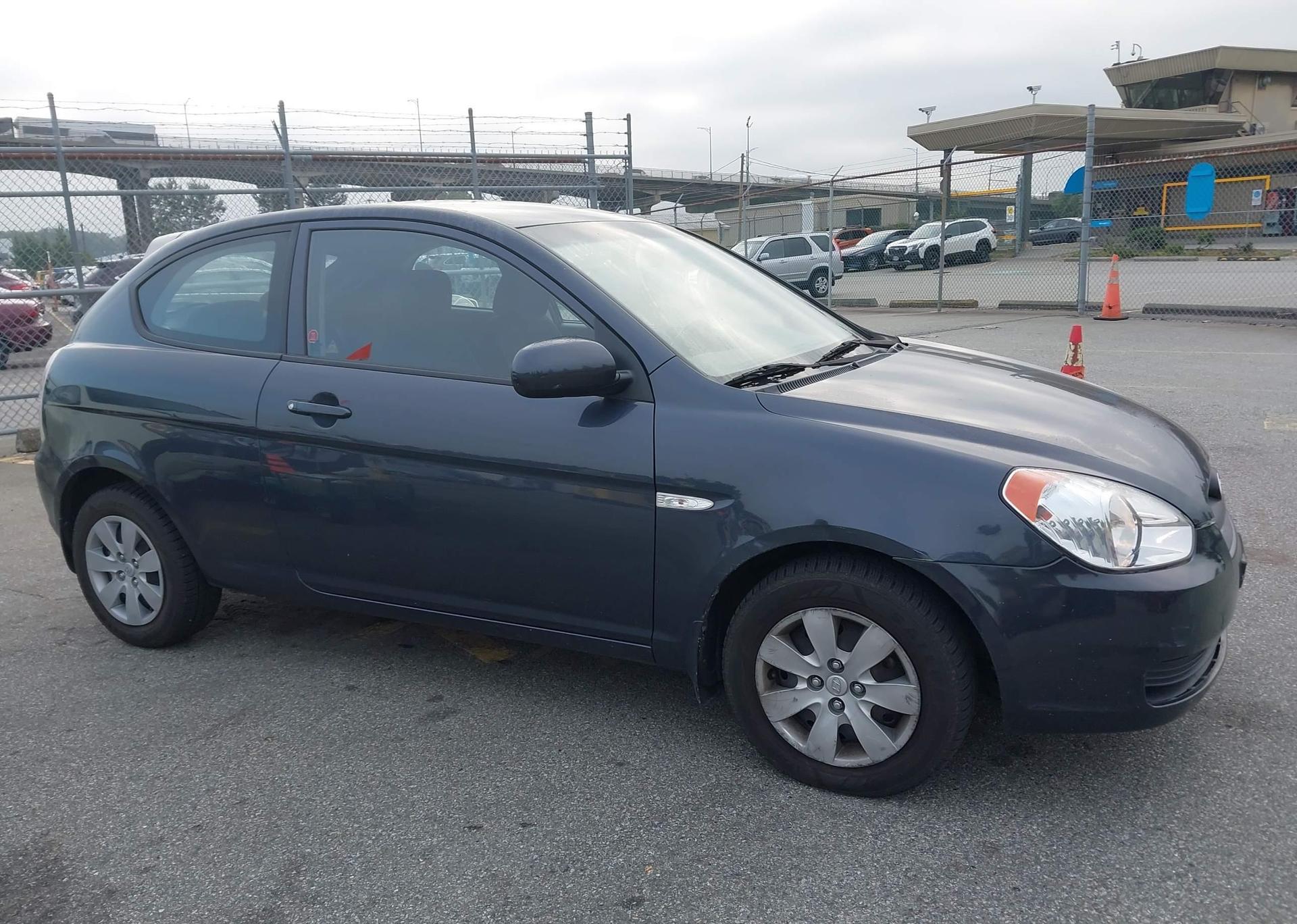 2010 HYUNDAI ACCENT SE