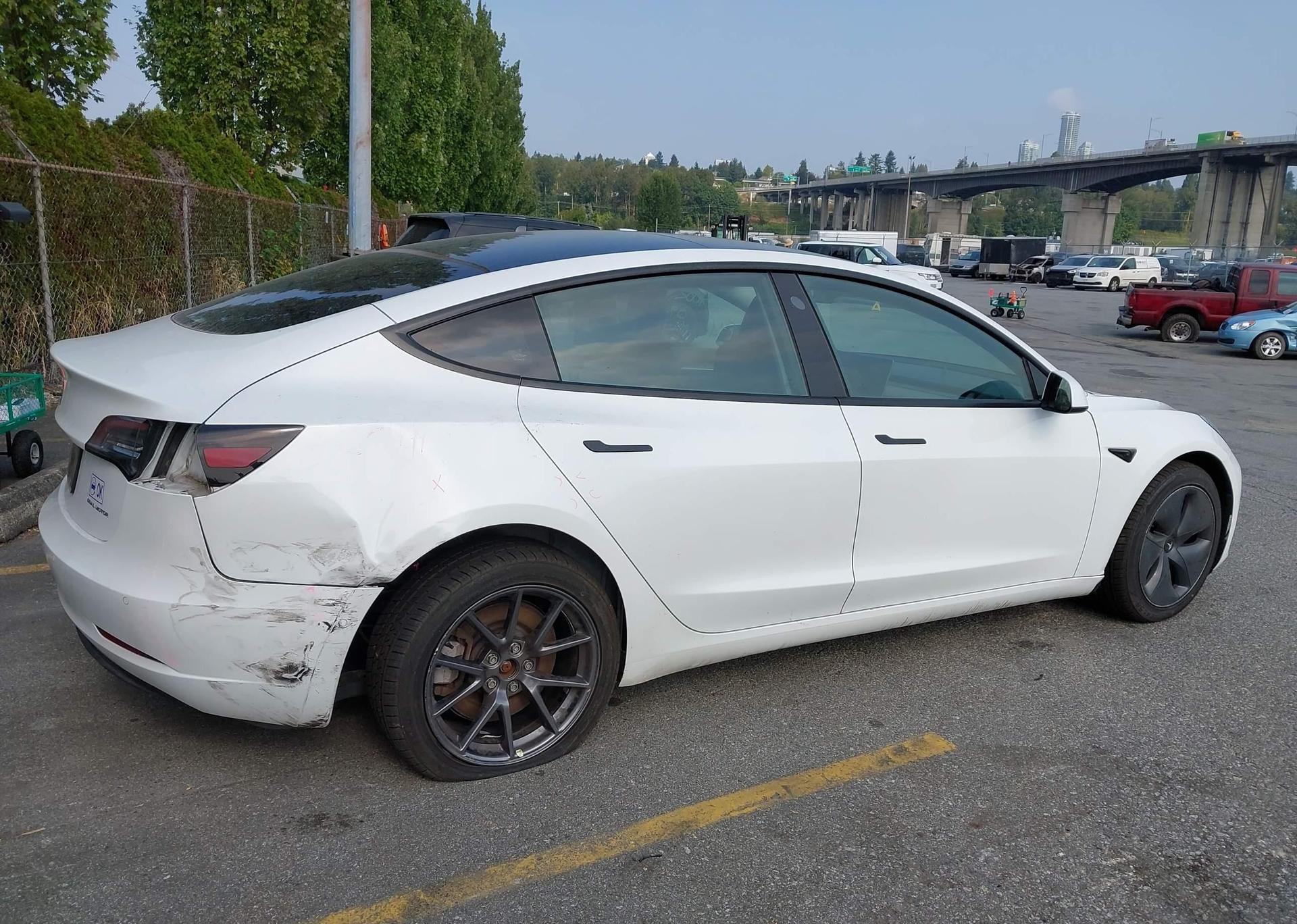 2022 TESLA MODEL 3