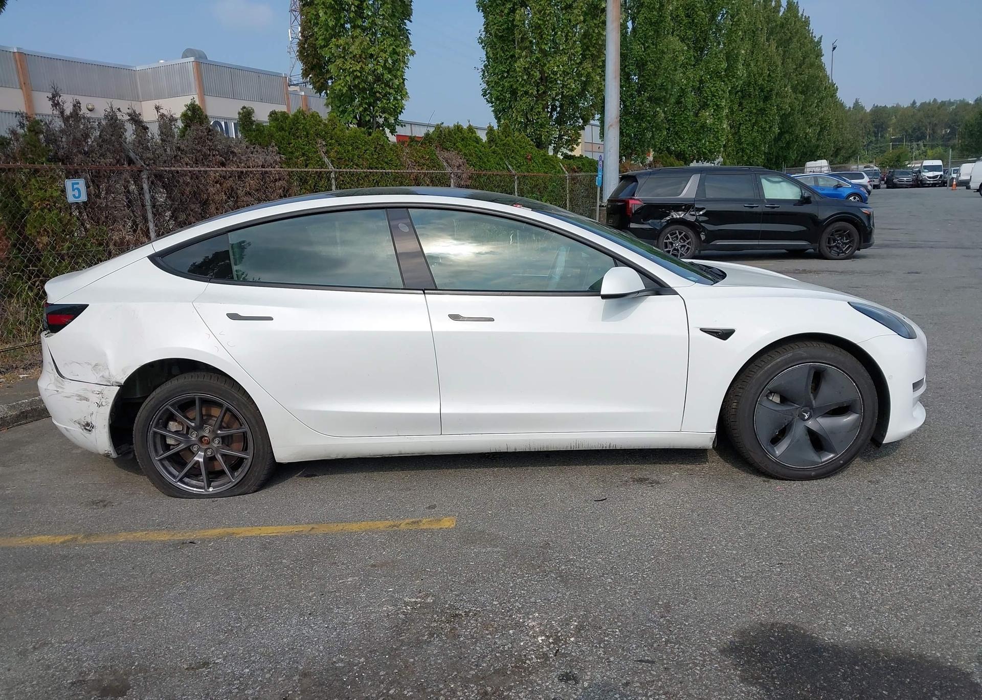 2022 TESLA MODEL 3