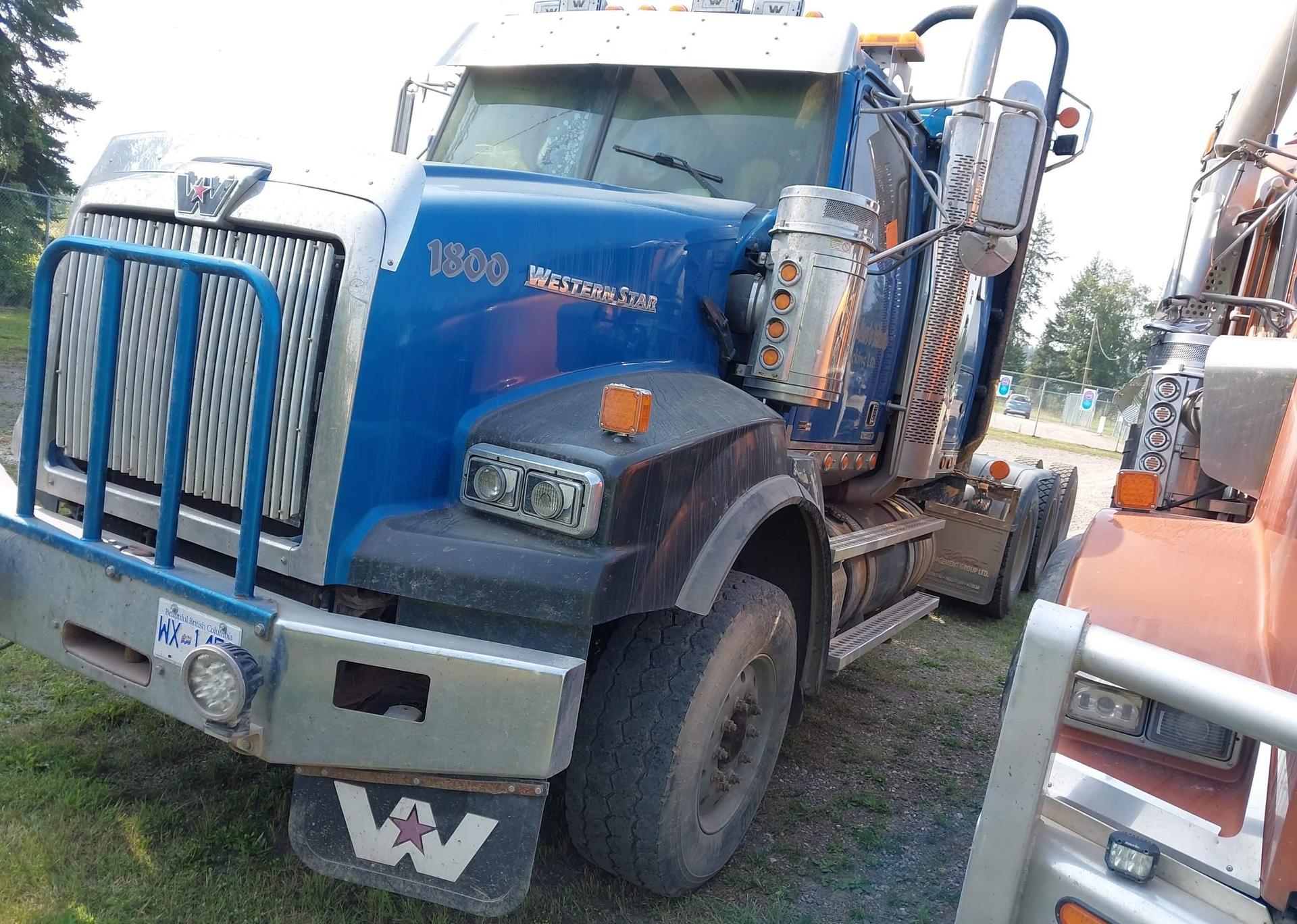 2015 WESTERN STAR/AUTO CAR CONVENTIONAL 4900SA