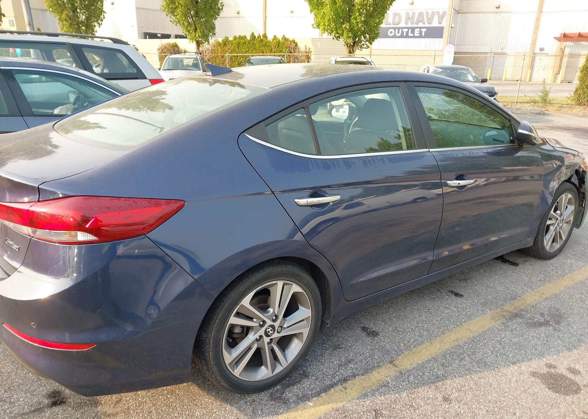 2017 HYUNDAI ELANTRA SE