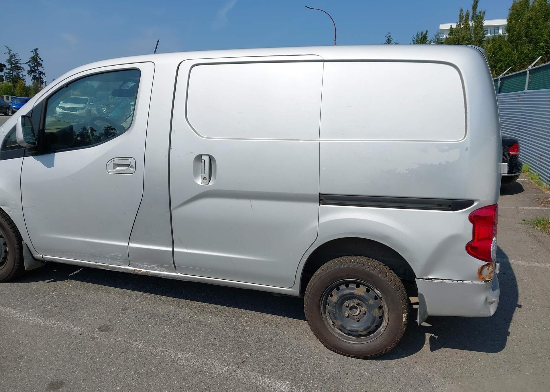 2013 NISSAN NV200 2.5S