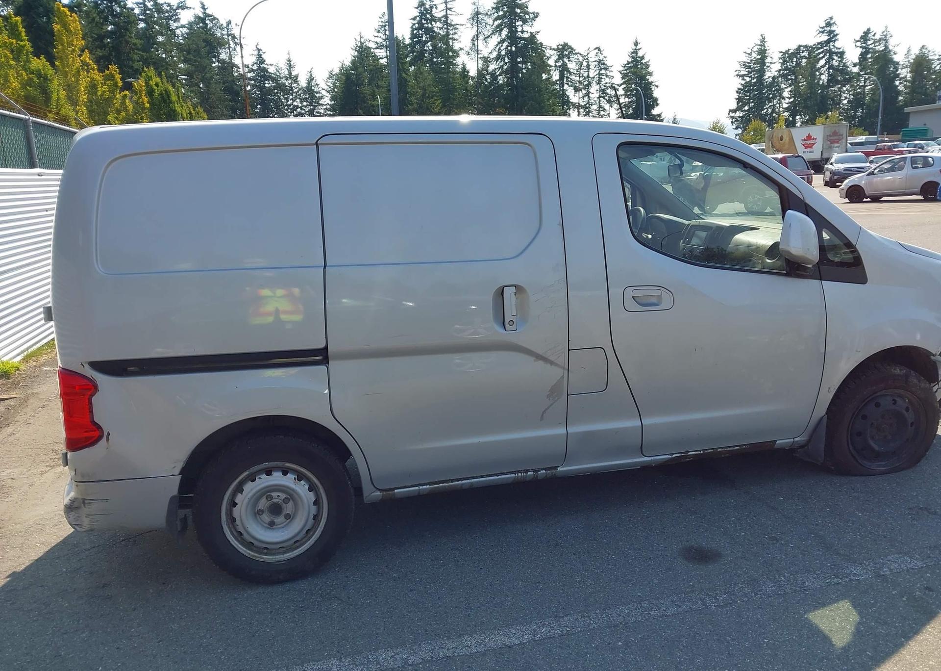 2013 NISSAN NV200 2.5S