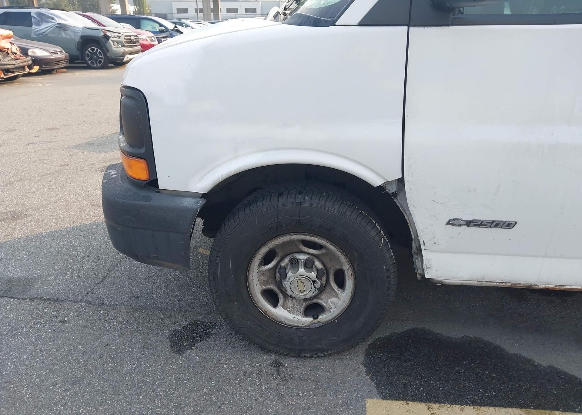 2005 CHEVROLET EXPRESS G2500