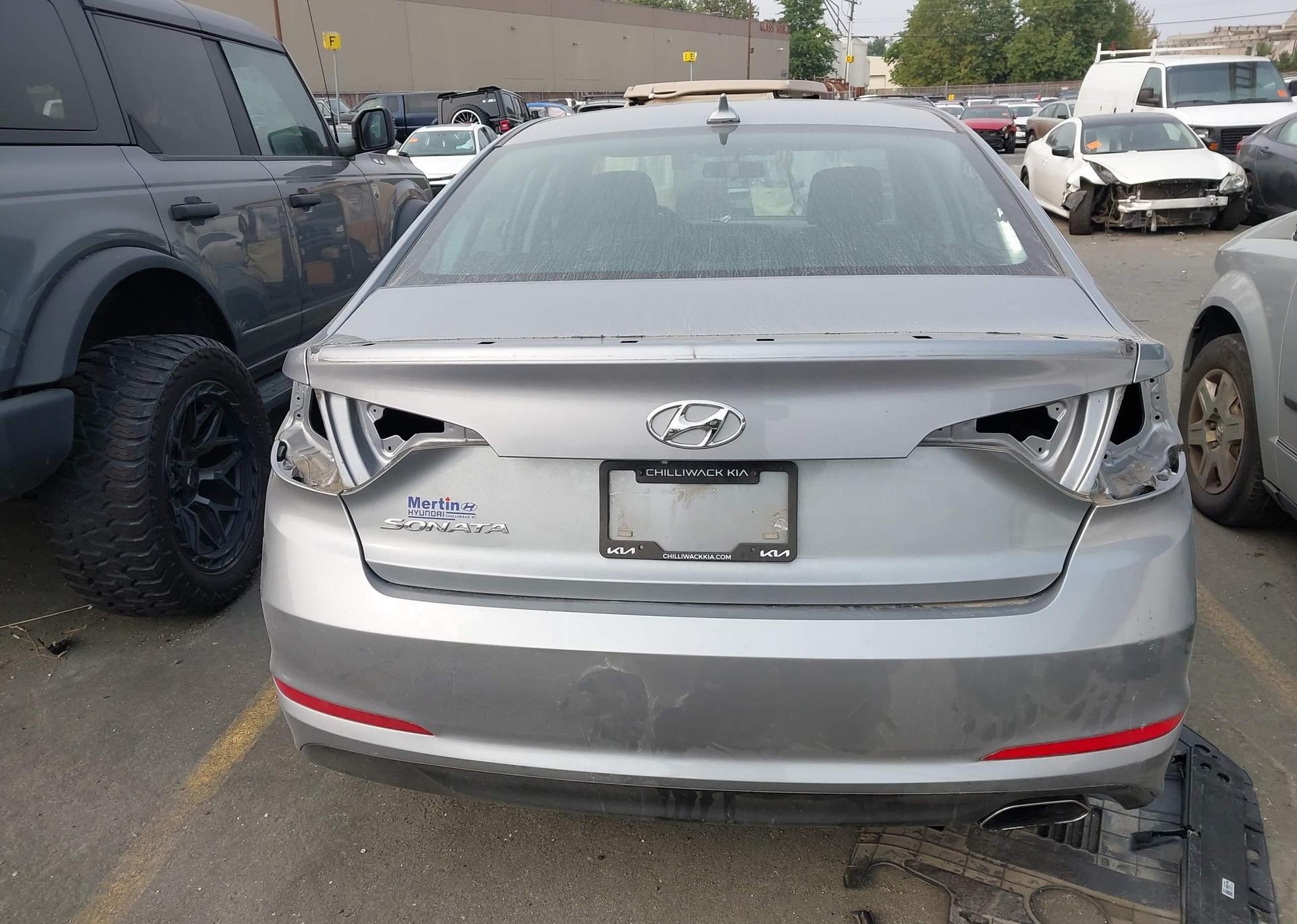 2016 HYUNDAI SONATA SE