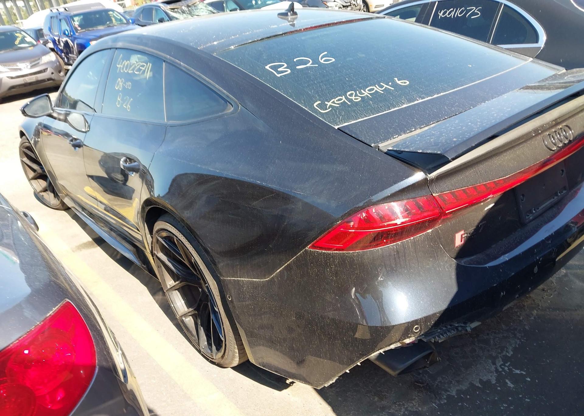 2021 AUDI RS7