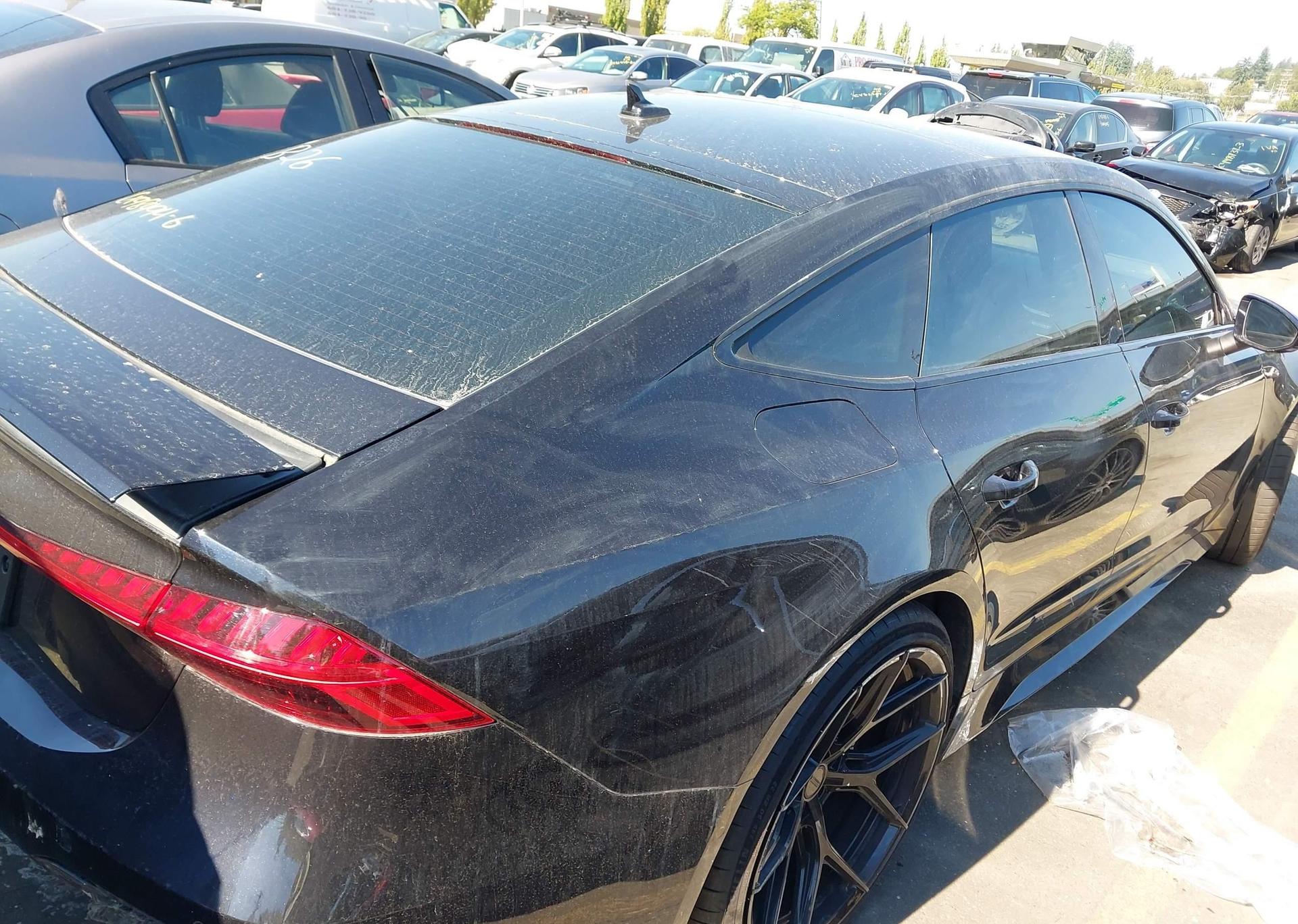 2021 AUDI RS7