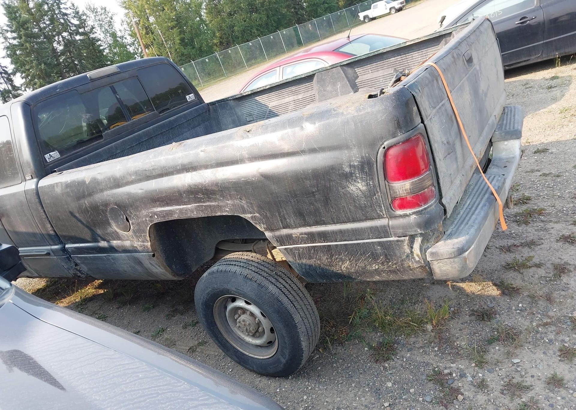2001 DODGE RAM 2500