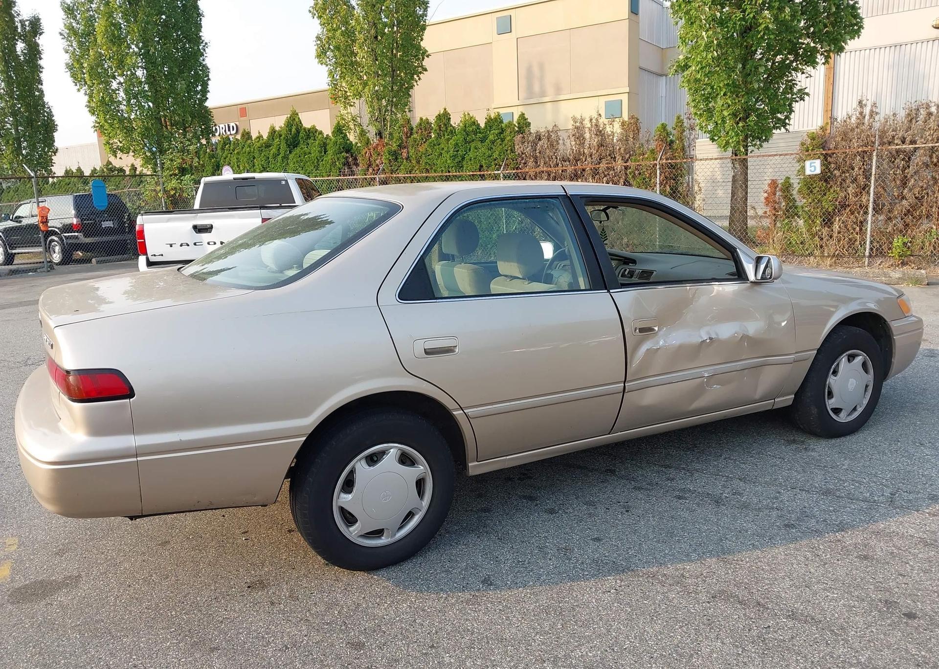 1999 TOYOTA CAMRY