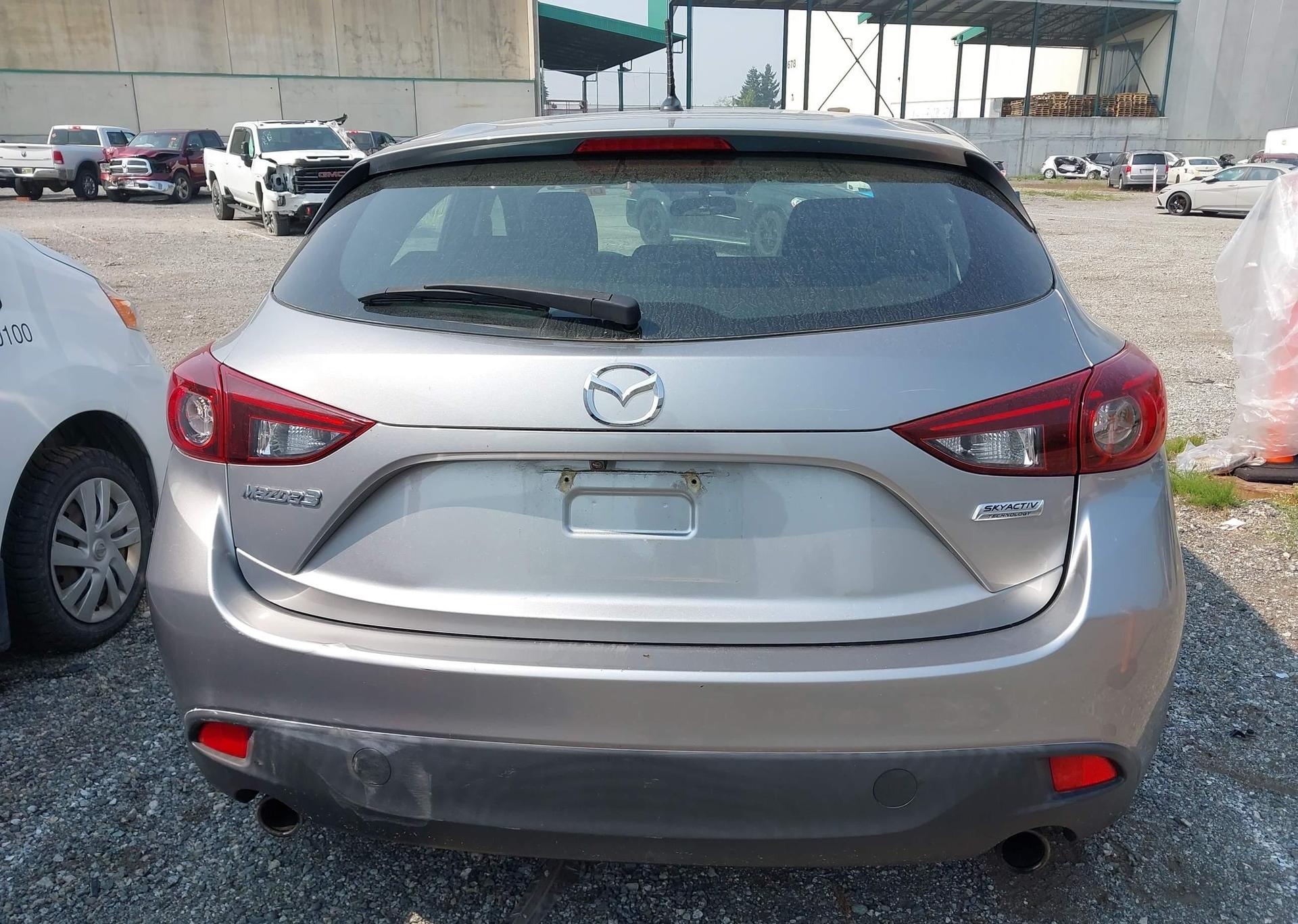 2015 MAZDA MAZDA3 GS