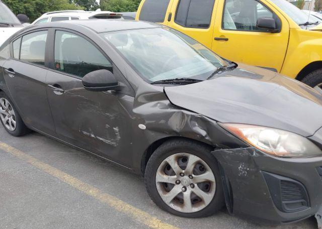 2010 MAZDA 3 I
