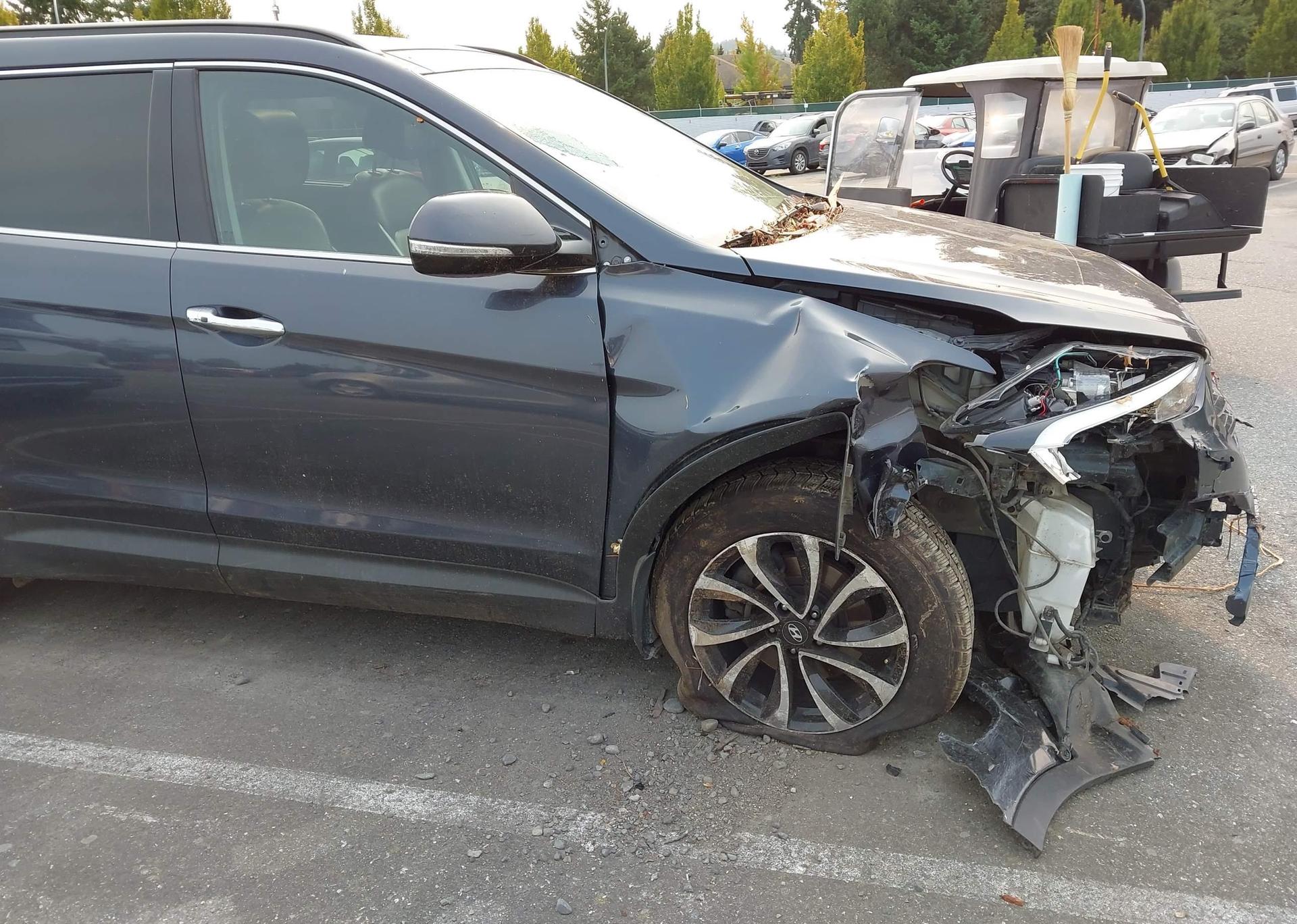 2016 HYUNDAI SANTA FE SE