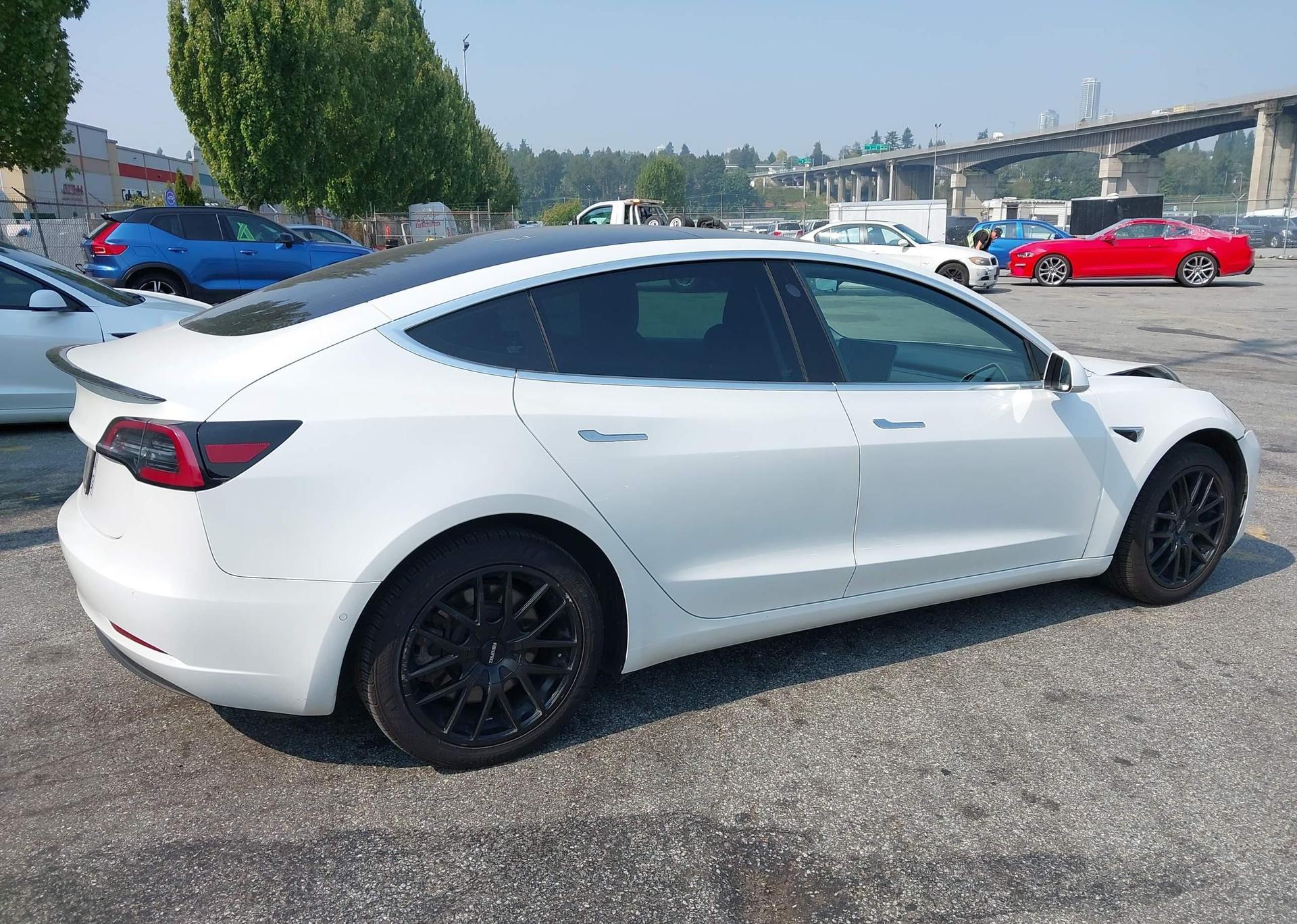2020 TESLA MODEL 3