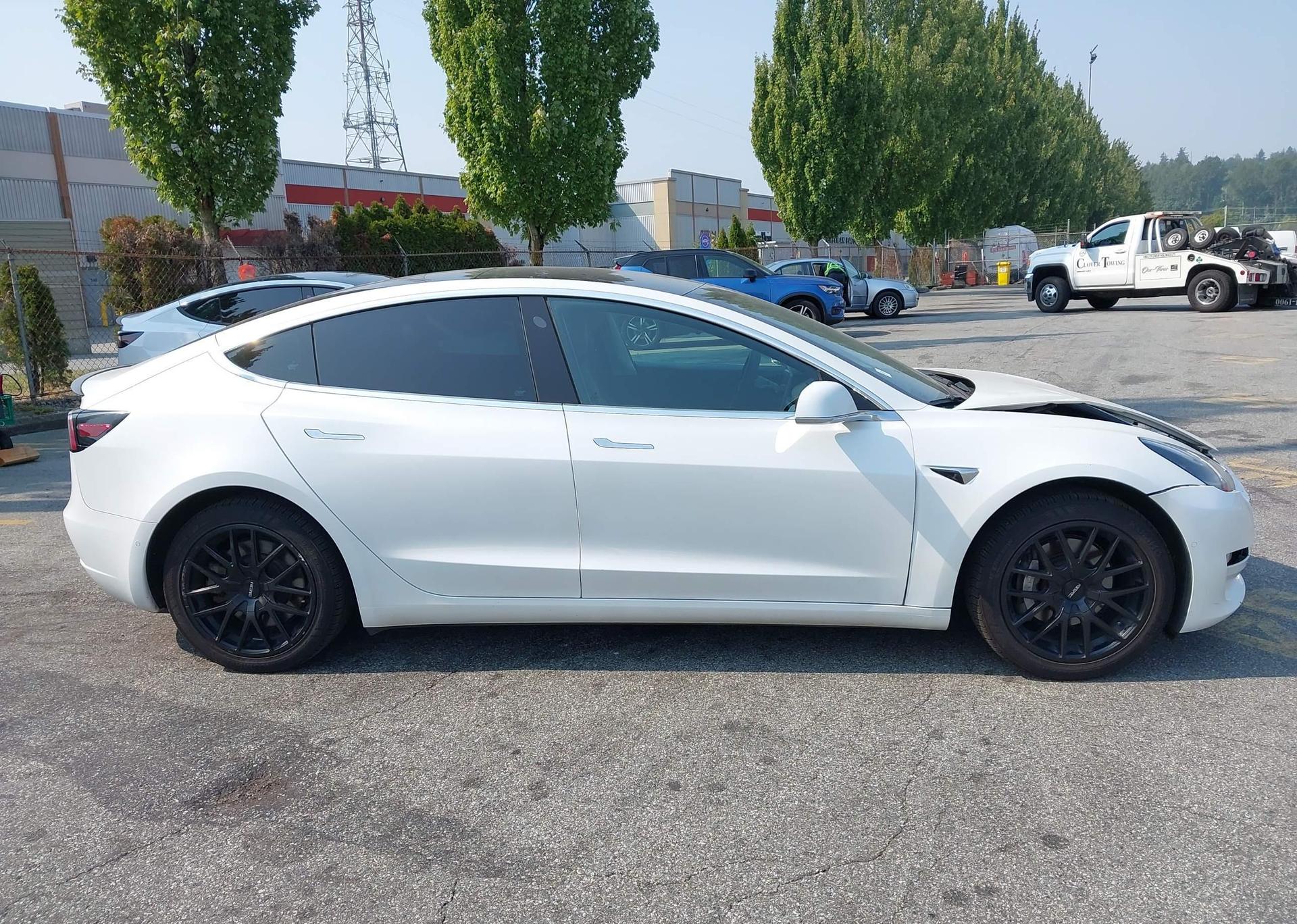 2020 TESLA MODEL 3