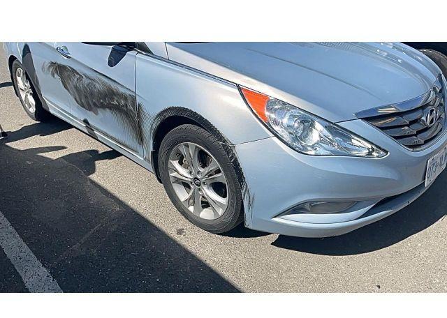 2011 HYUNDAI SONATA SE