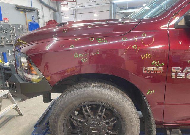2016 RAM 1500 SPORT