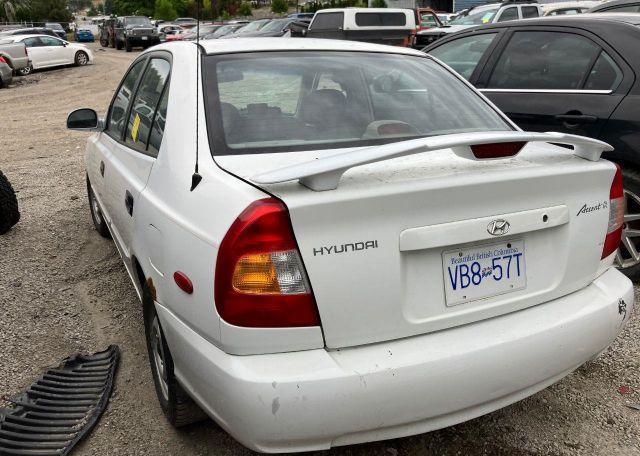 2002 HYUNDAI ACCENT GL