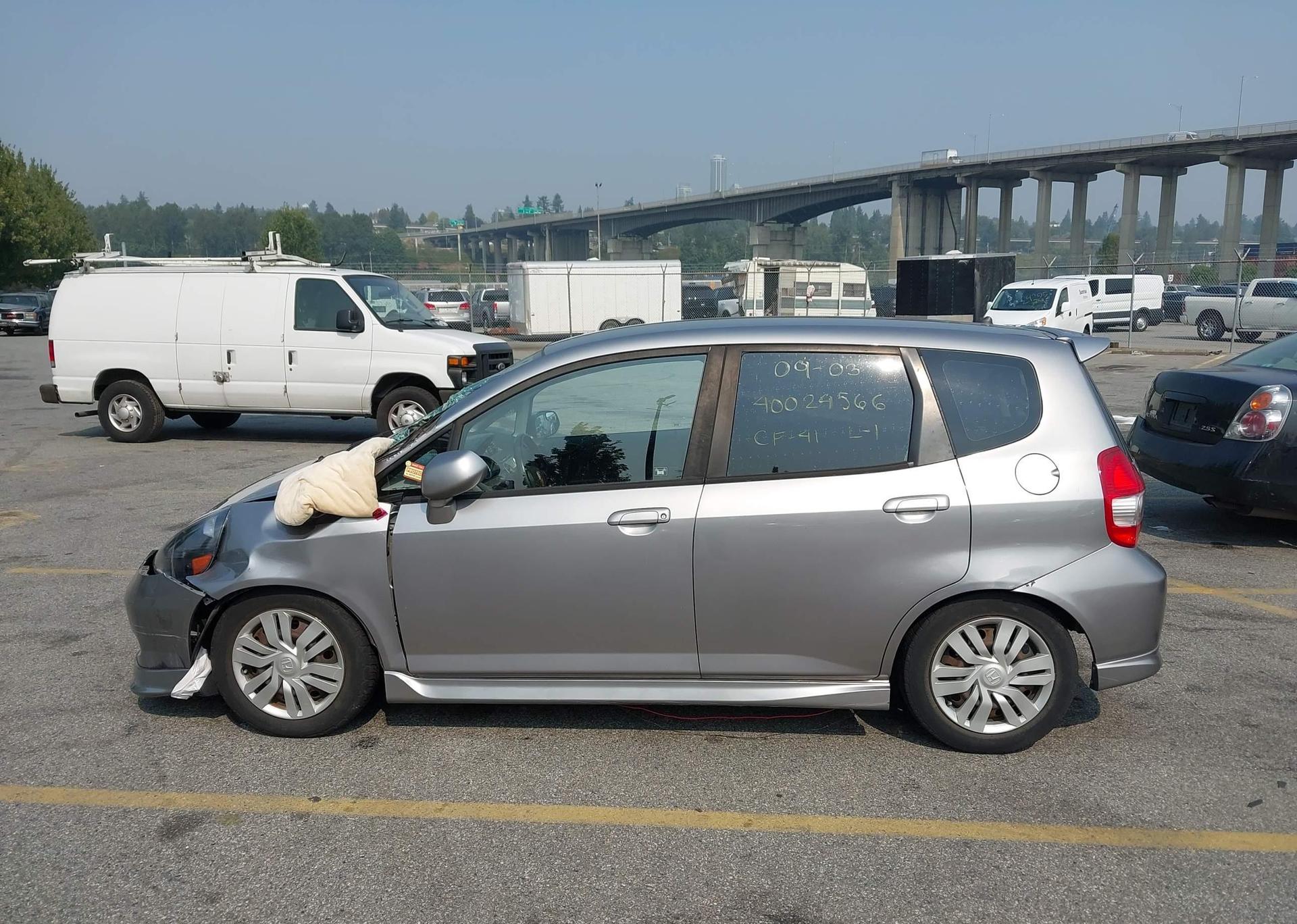 2007 HONDA FIT