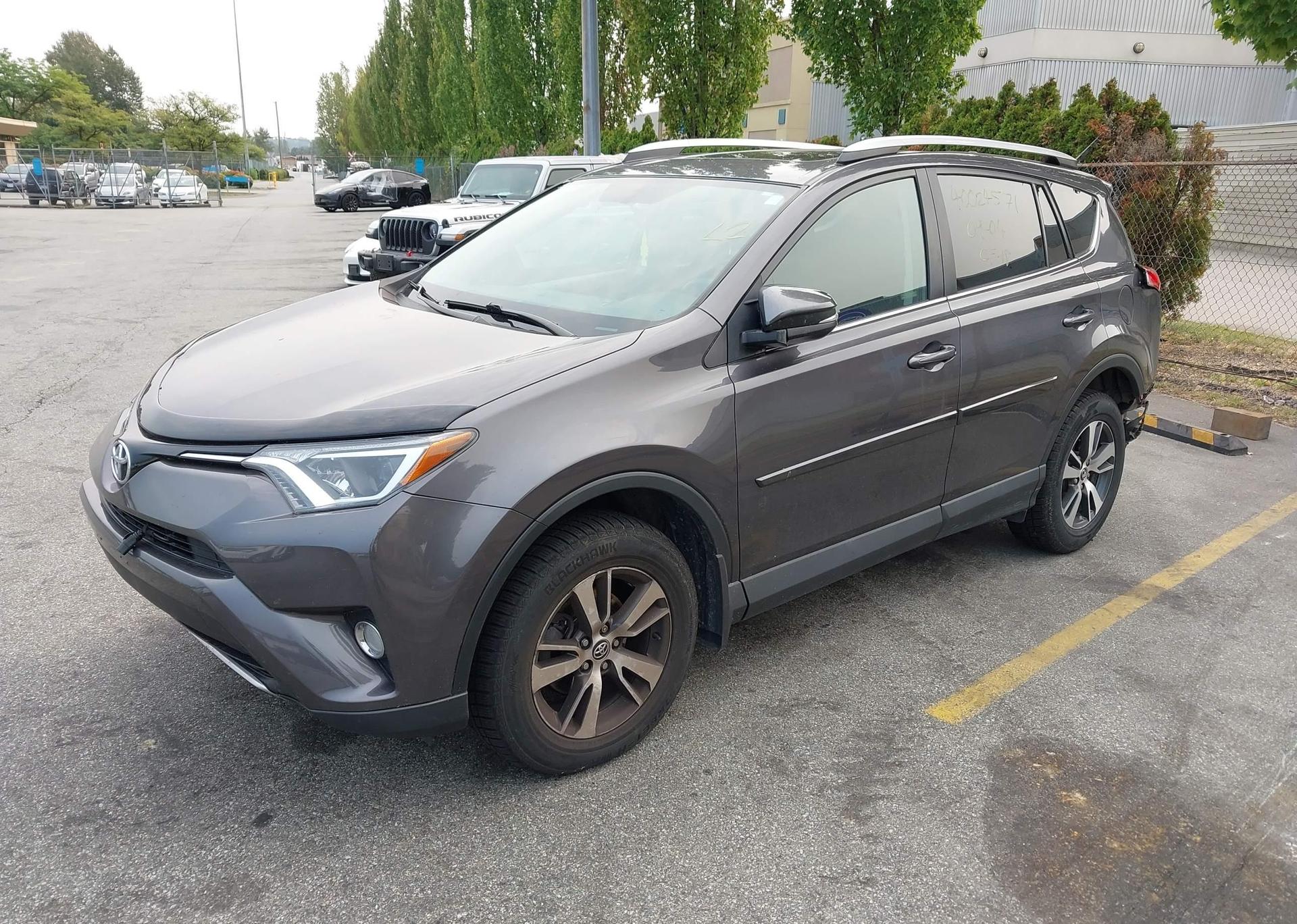2016 TOYOTA RAV4