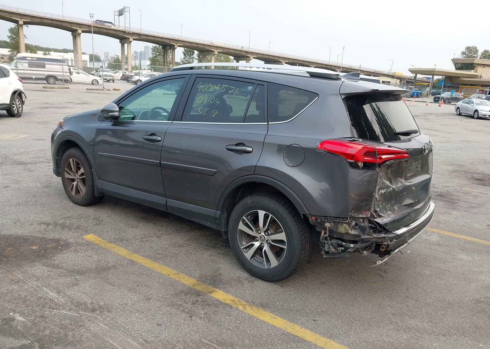 2016 TOYOTA RAV4