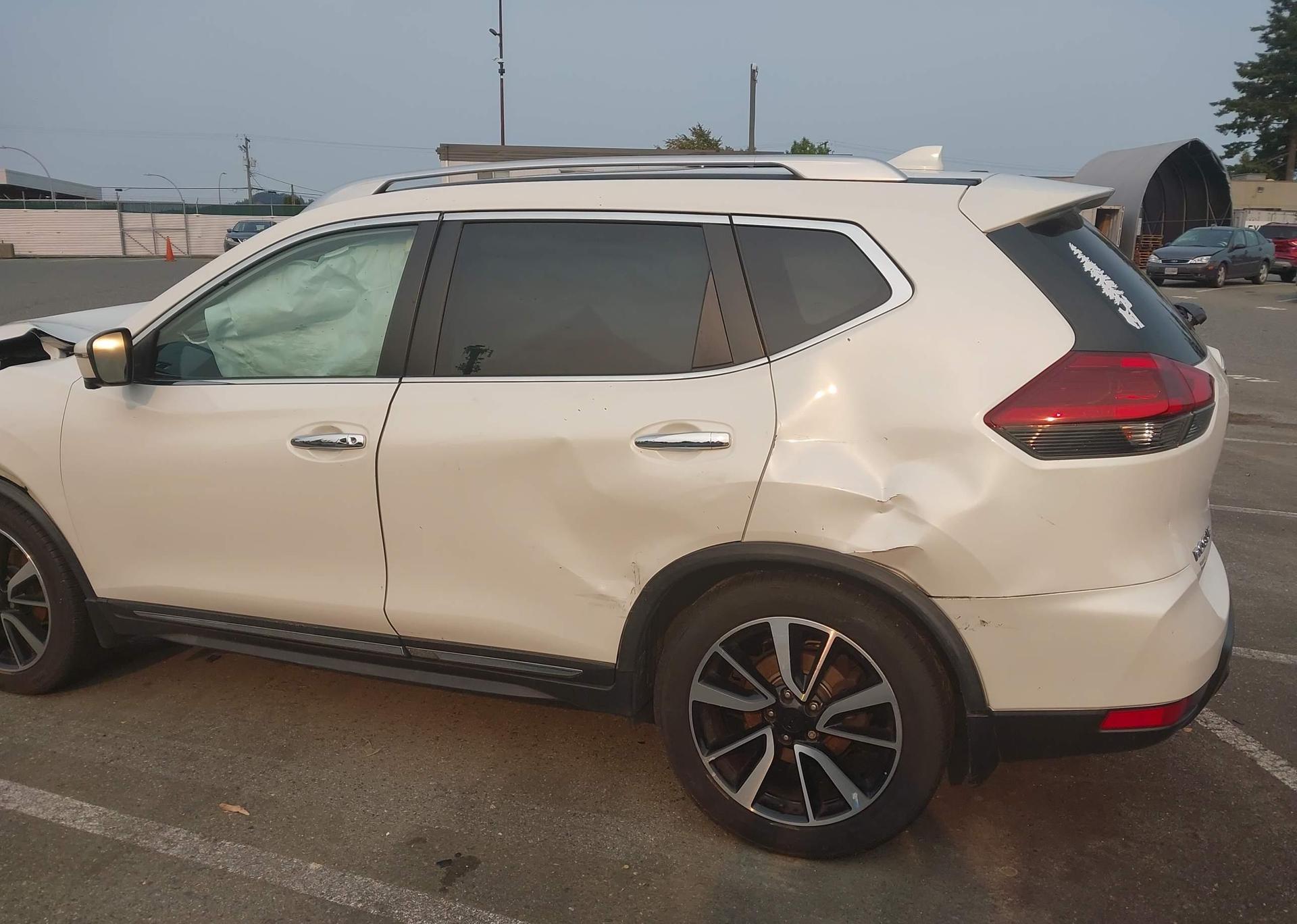 2018 NISSAN ROGUE S