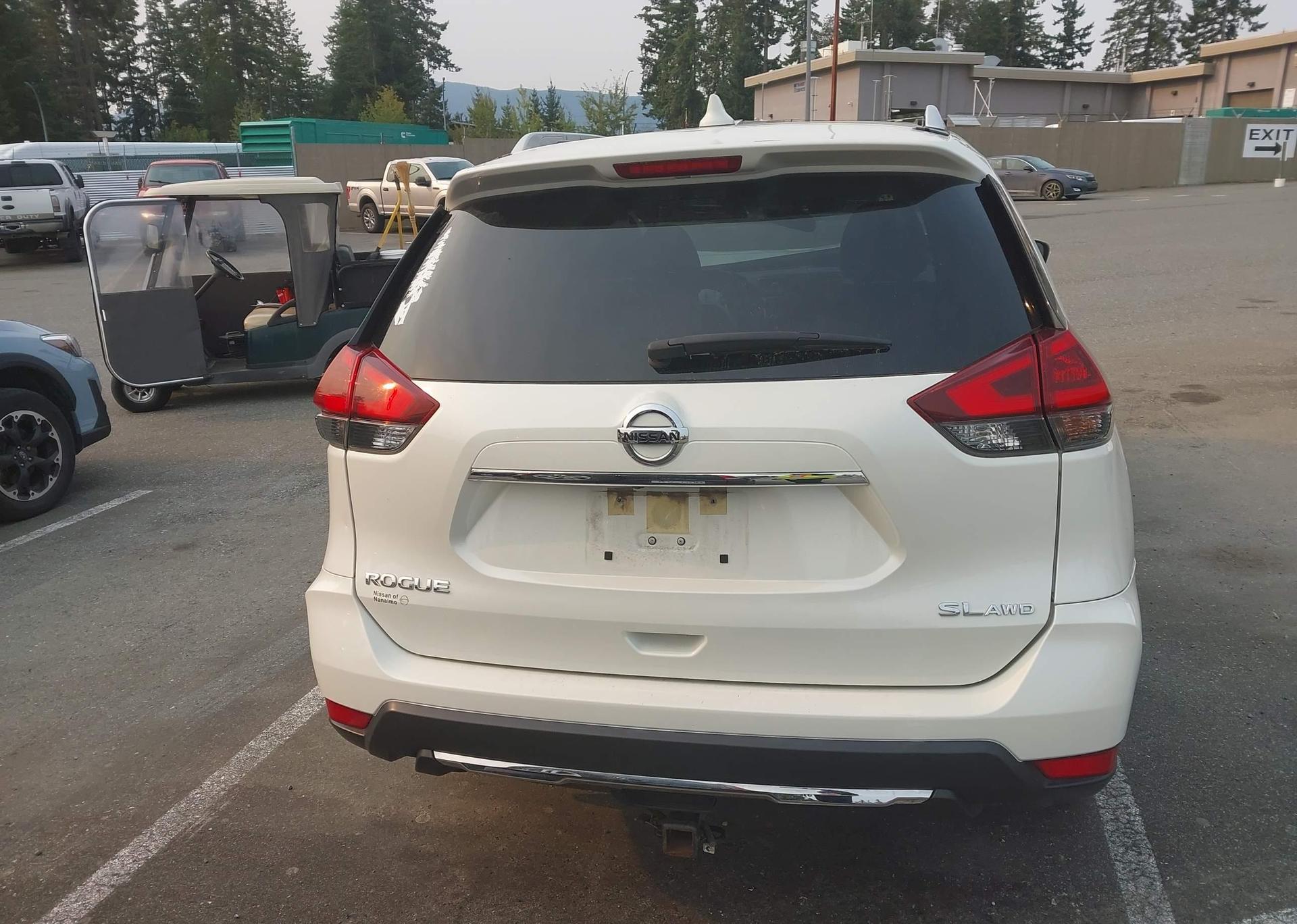 2018 NISSAN ROGUE S