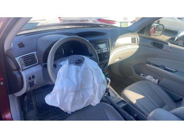 2010 SUBARU FORESTER XS