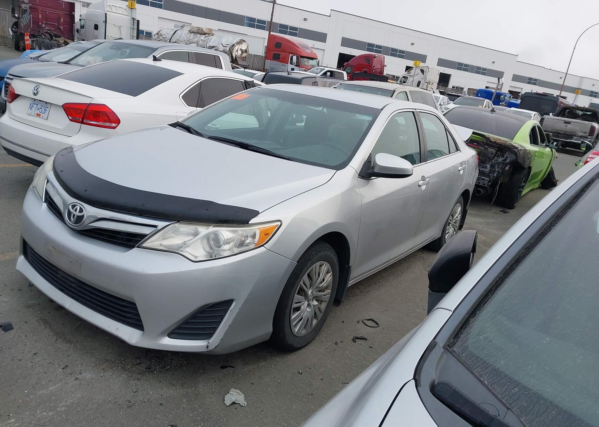 2014 TOYOTA CAMRY