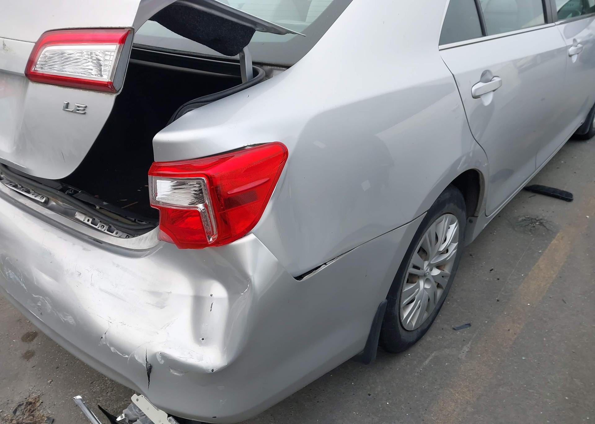 2014 TOYOTA CAMRY