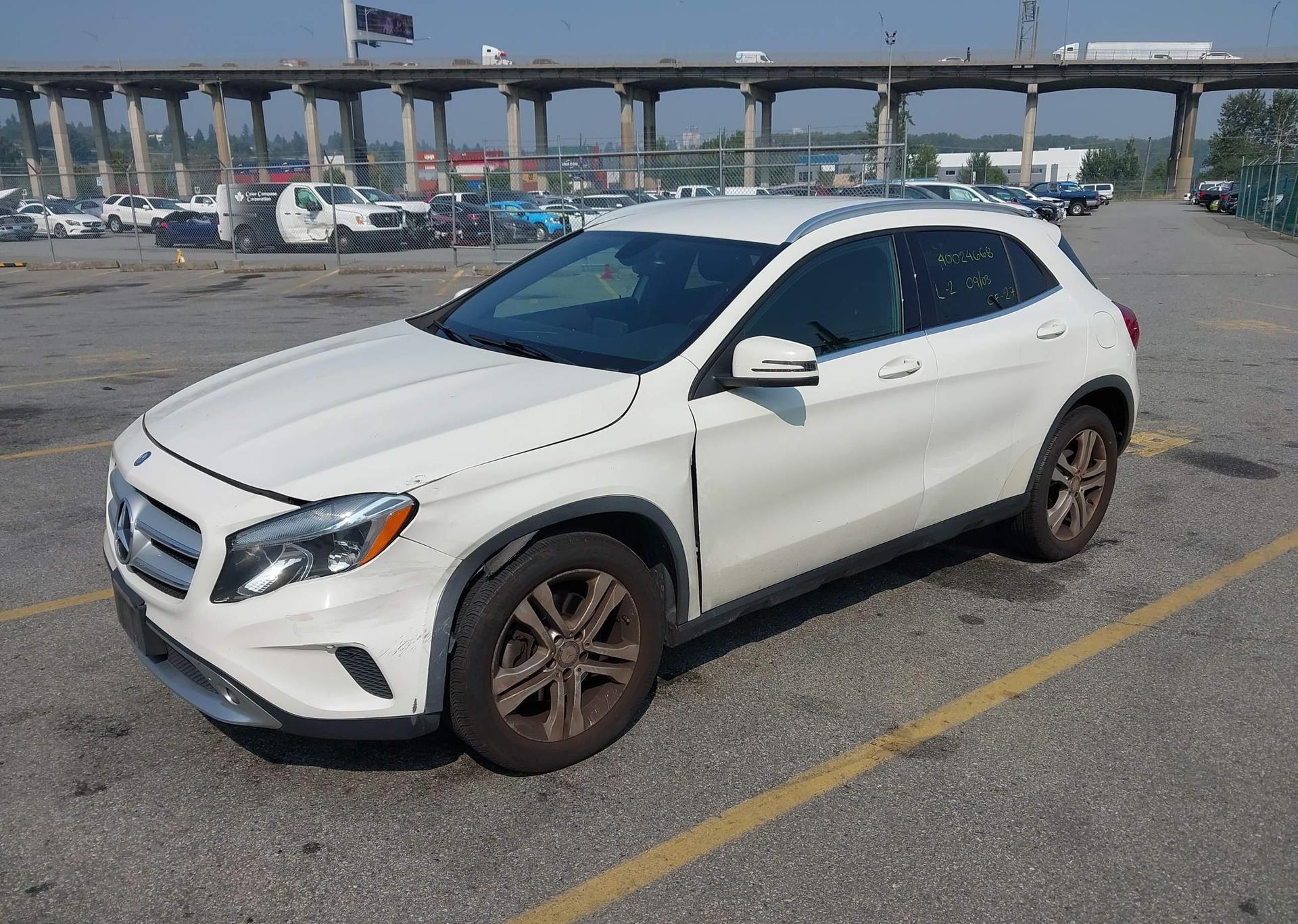 2015 MERCEDES-BENZ GLA 250 4MATIC
