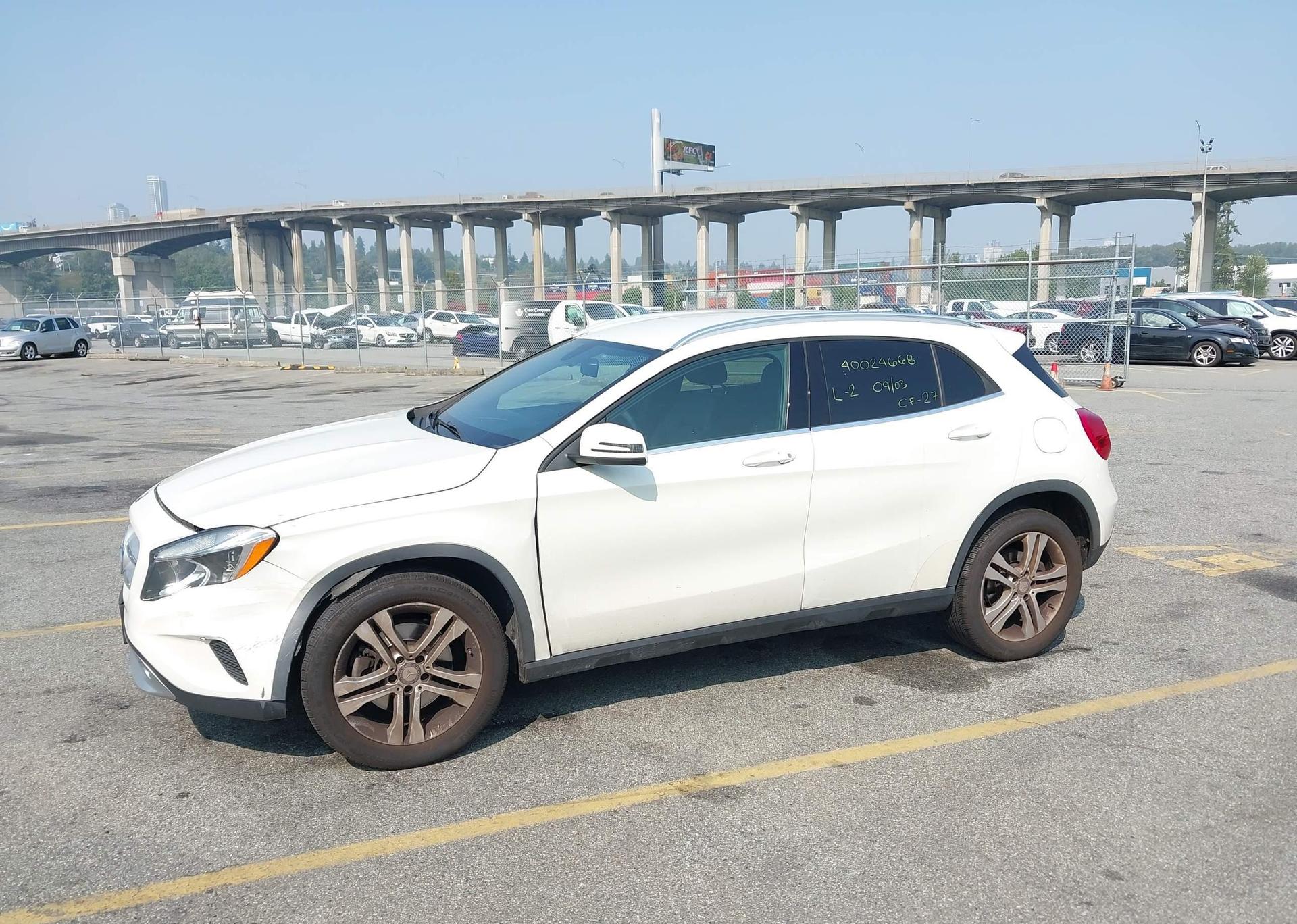 2015 MERCEDES-BENZ GLA 250 4MATIC