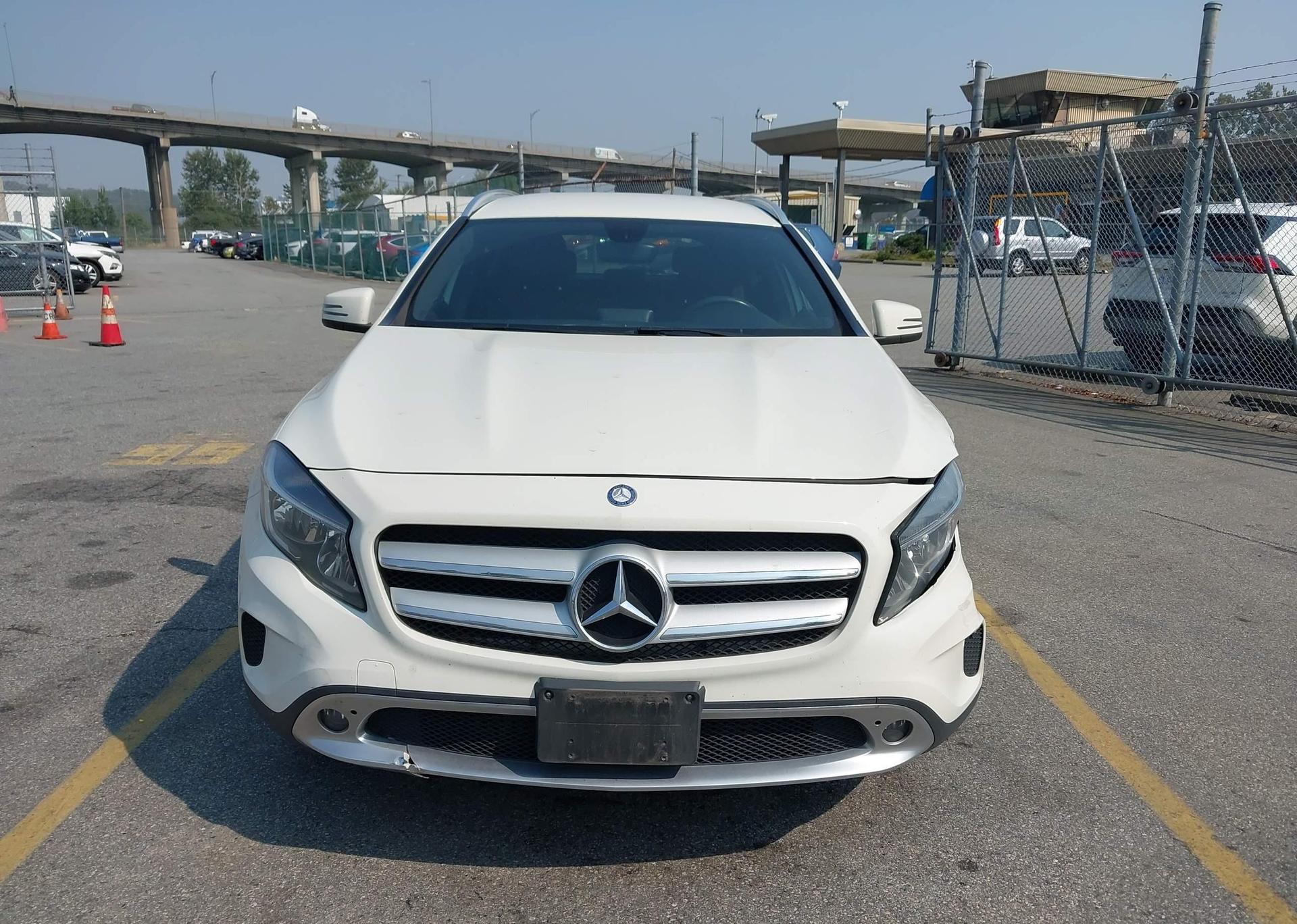 2015 MERCEDES-BENZ GLA 250 4MATIC