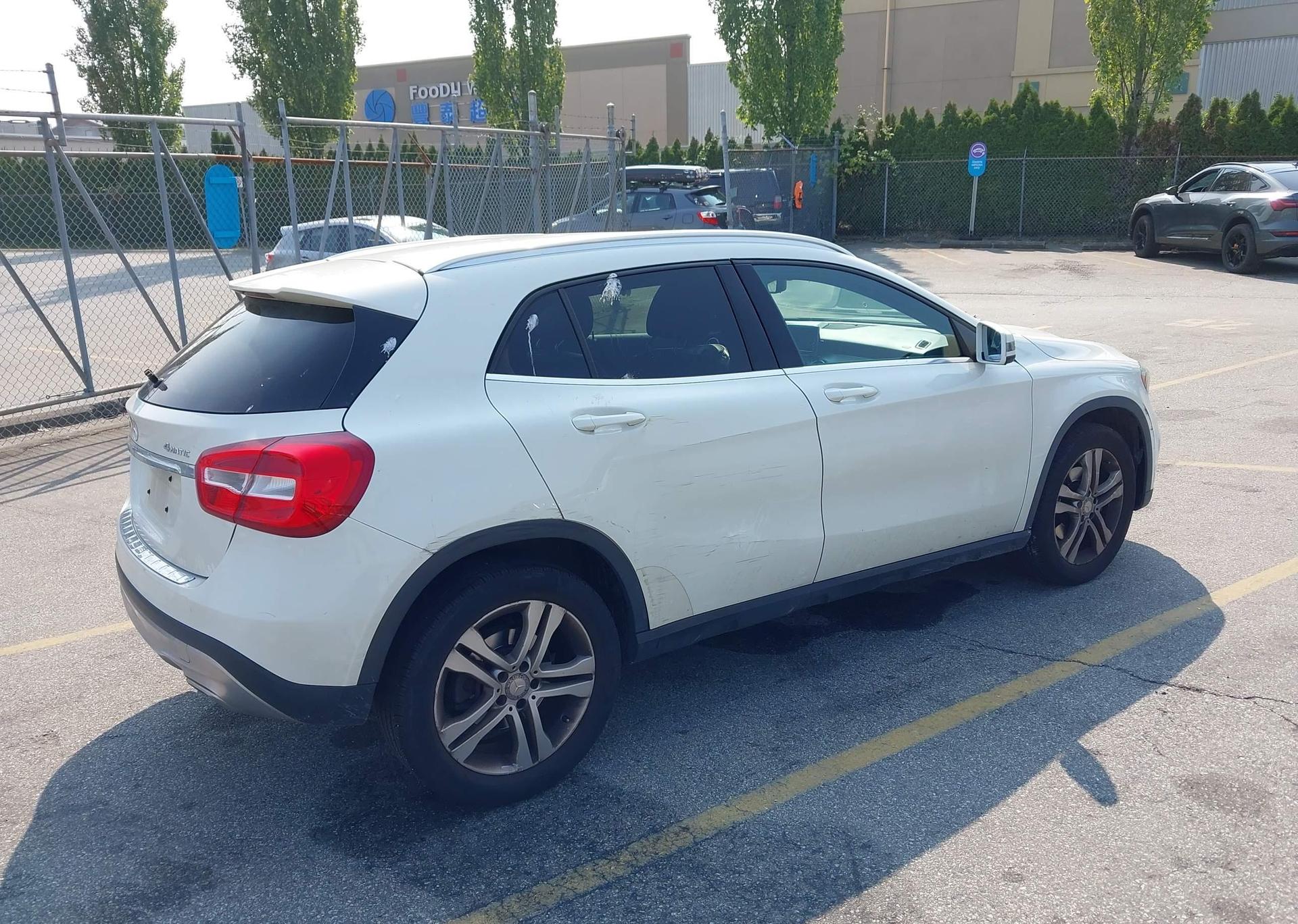 2015 MERCEDES-BENZ GLA 250 4MATIC
