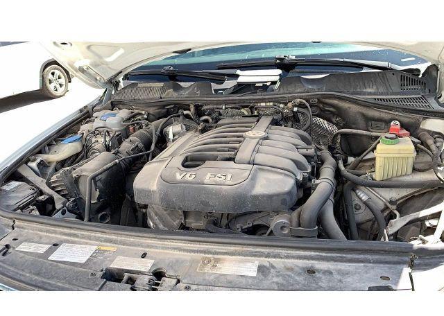 2015 VOLKSWAGEN TOUAREG V6