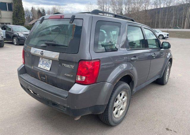 2011 MAZDA TRIBUTE I