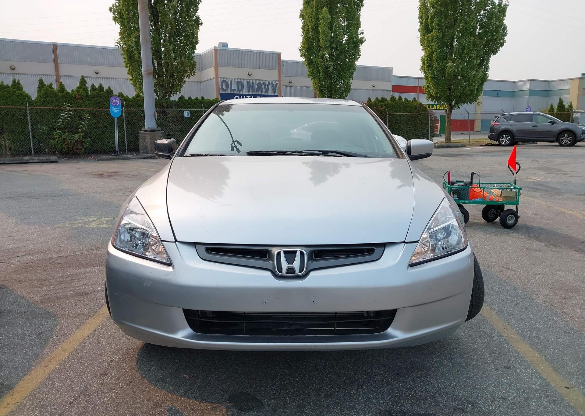 2004 HONDA ACCORD LX